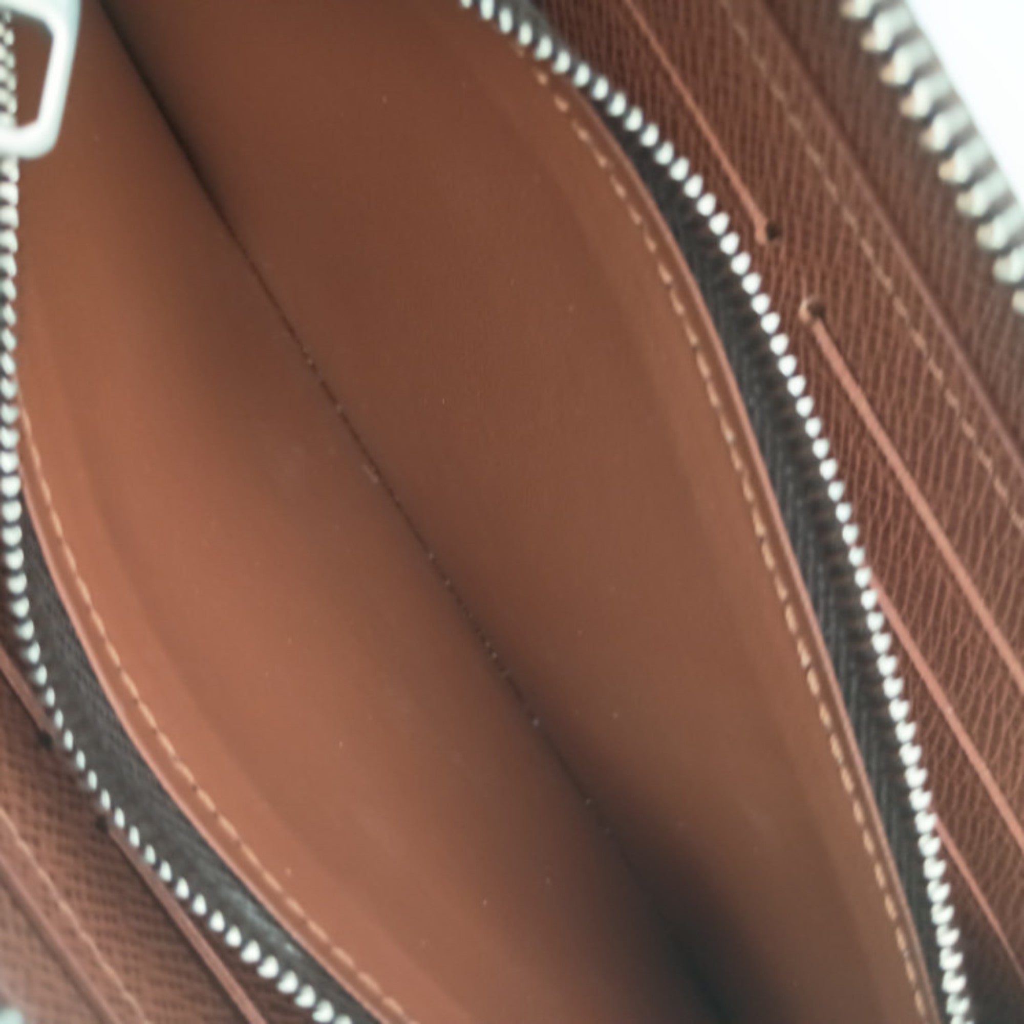 Louis Vuitton Brown Monogram Monogram Long Wallet (Bi-Fold) (Pre-Owned)