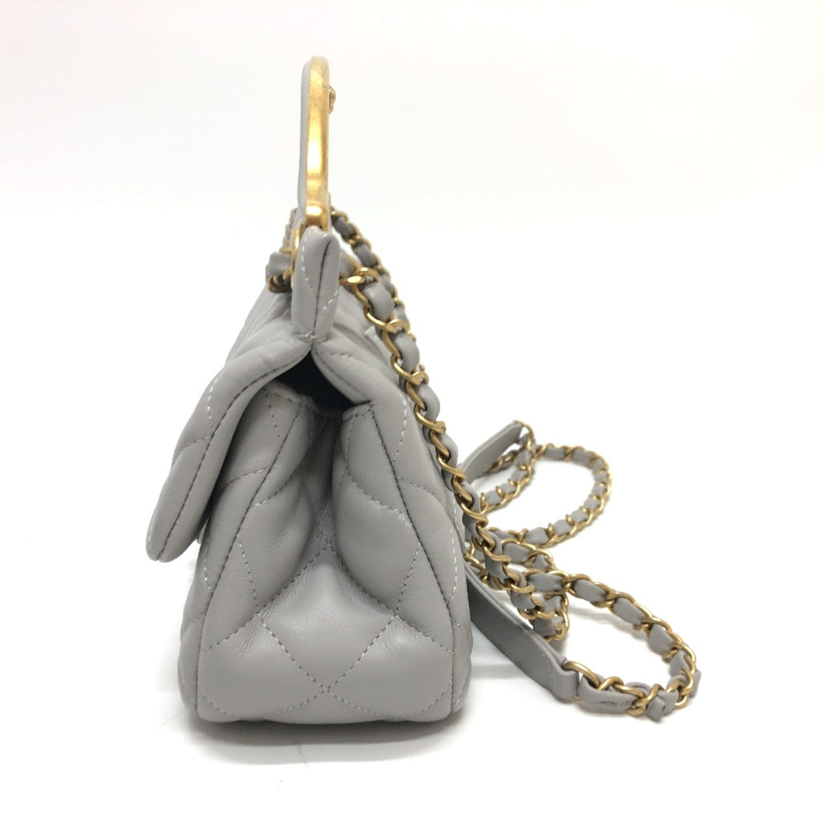 Chanel Gray Leather Shoulder Bag (Pre-Owned)