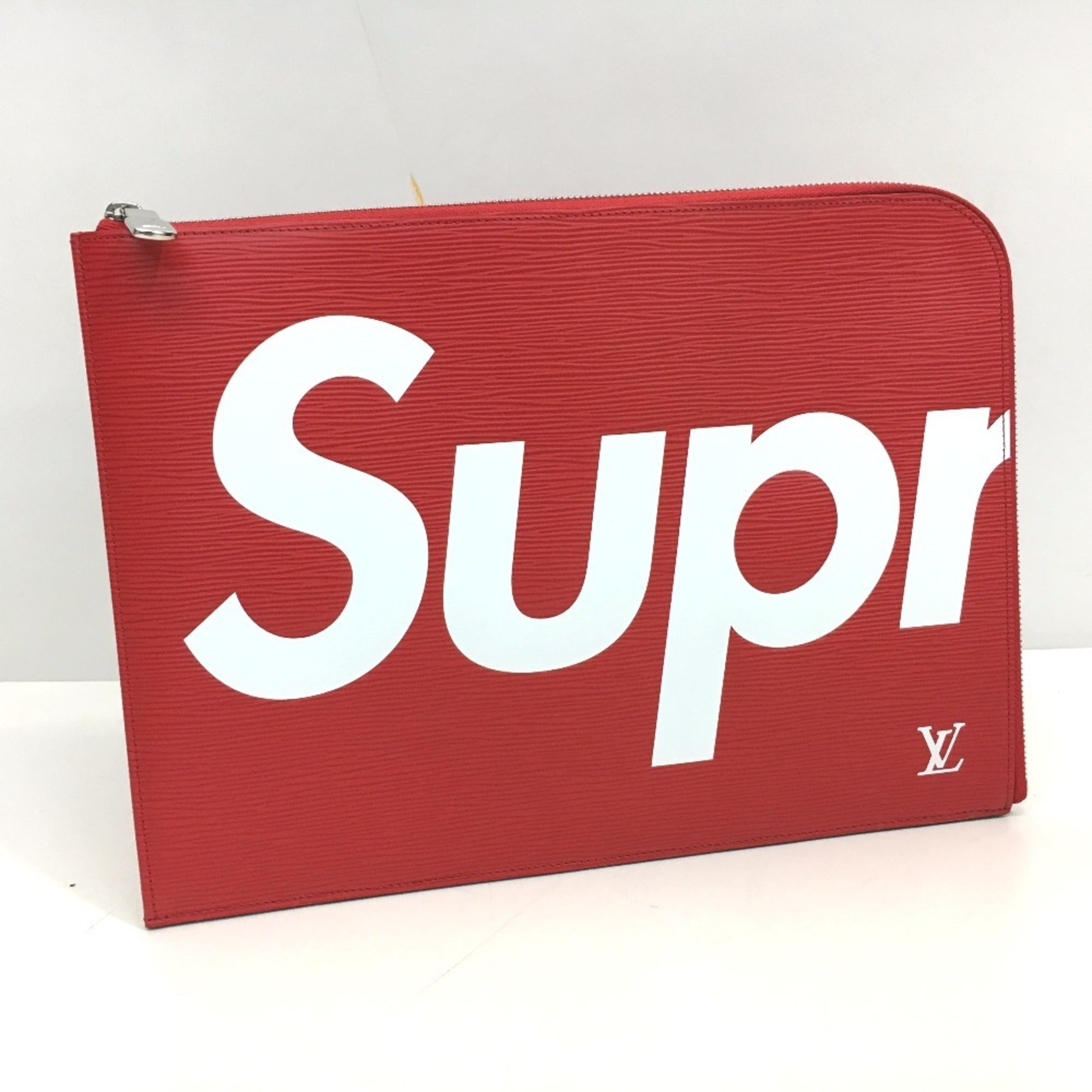 Louis Vuitton Red Color Epi Leather Clutch Bag Pochette (Pre-Owned)
