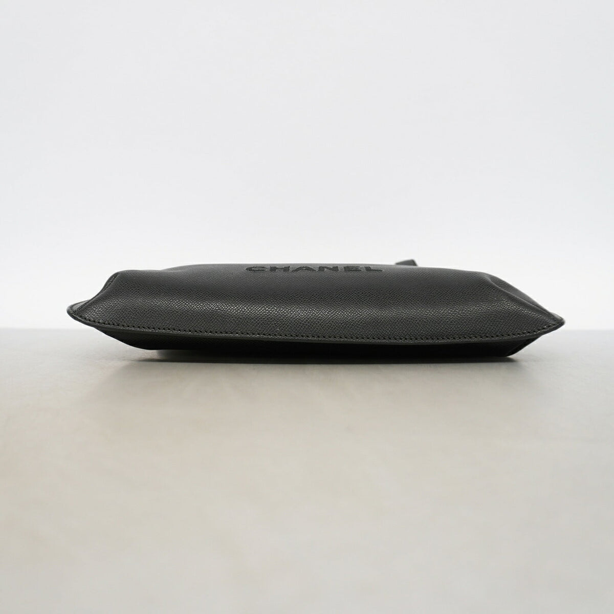 Chanel Black Grained Calfskin Shoulder Bag (Pre-Owned)