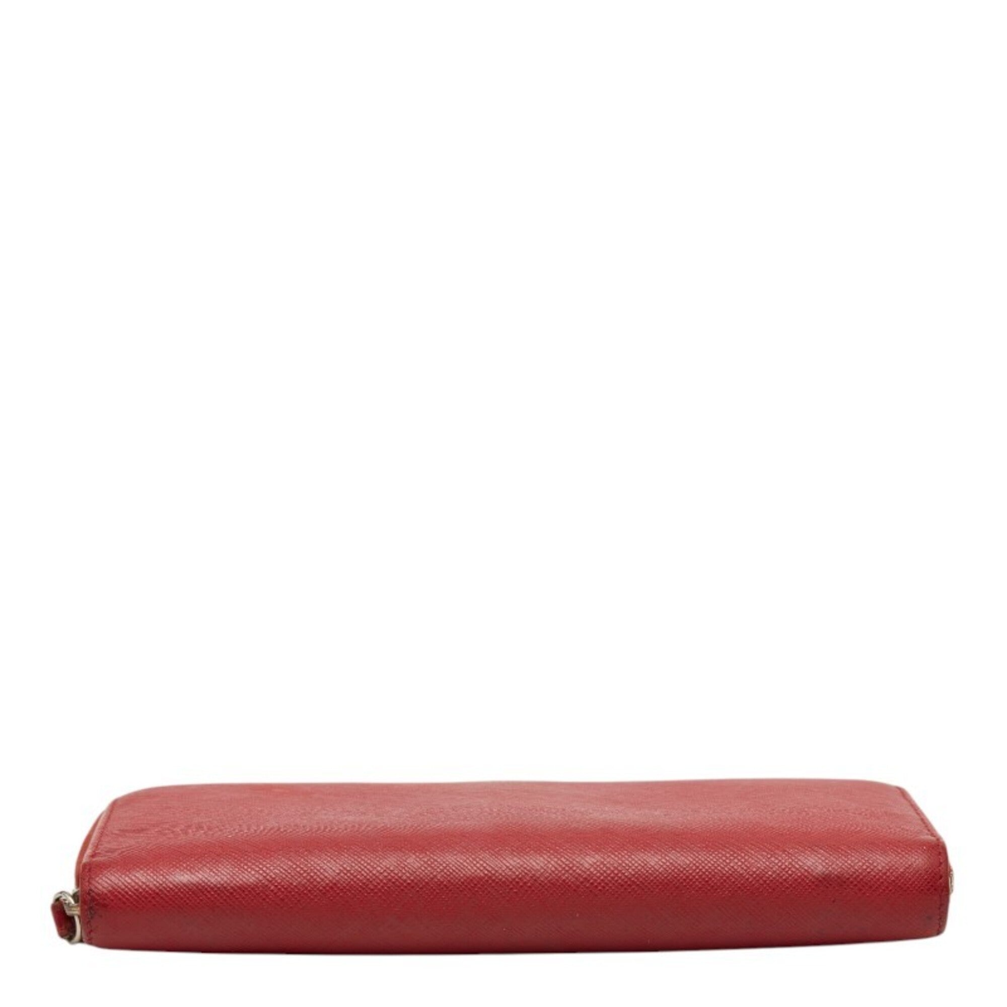 Celine Red Color Leather Long Wallet (Bi-Fold) (Pre-Owned)