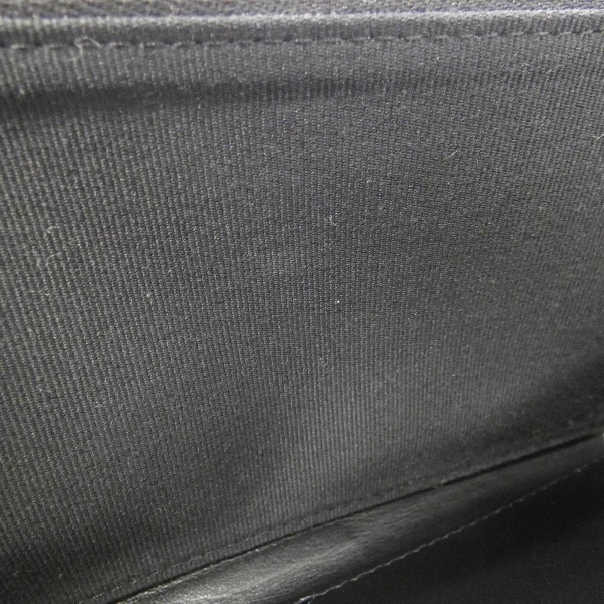 Chanel Black Grained Calfskin Long Wallet (Bi-Fold) (Pre-Owned)
