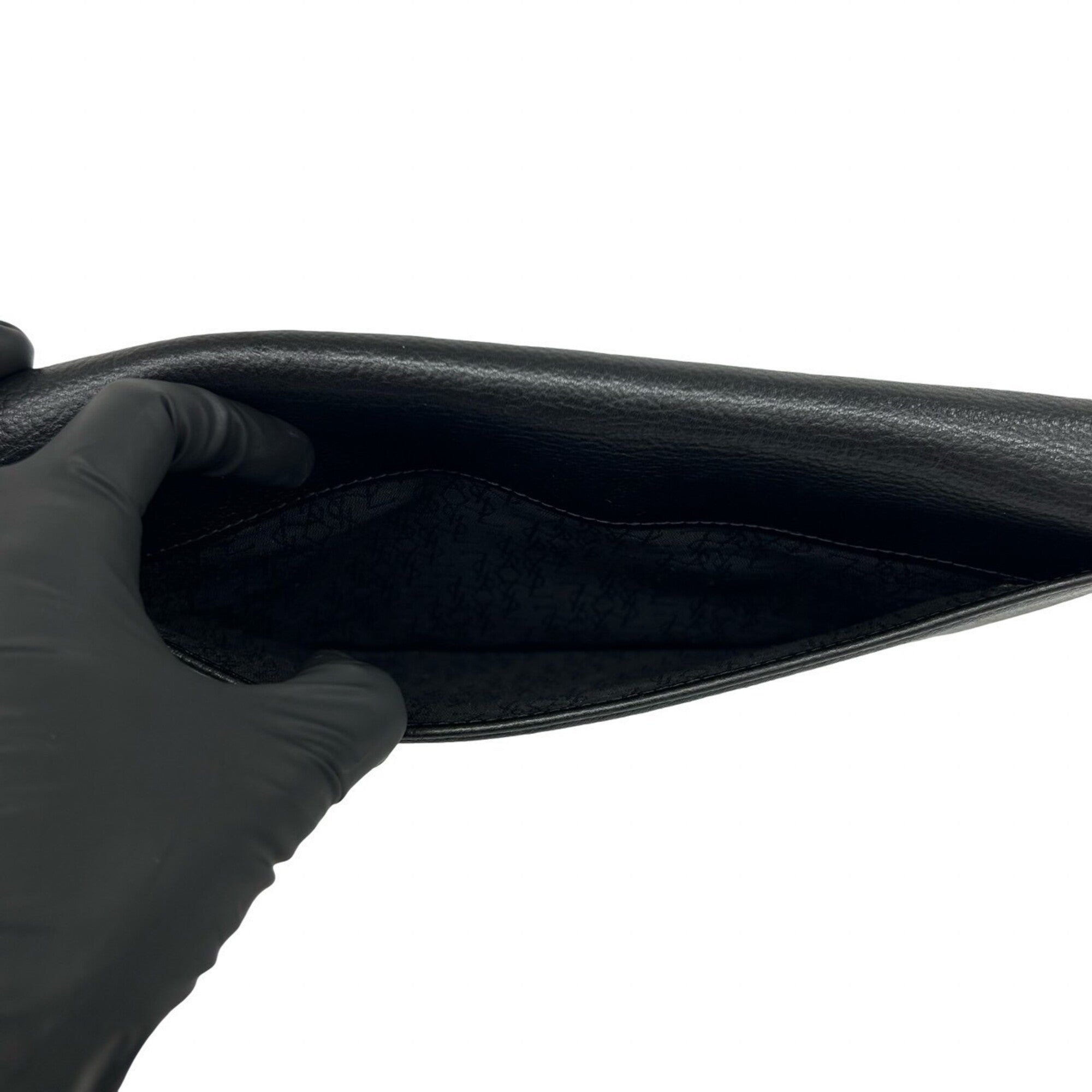 Yves Saint Laurent Black Leather Shoulder Bag (Pre-Owned)