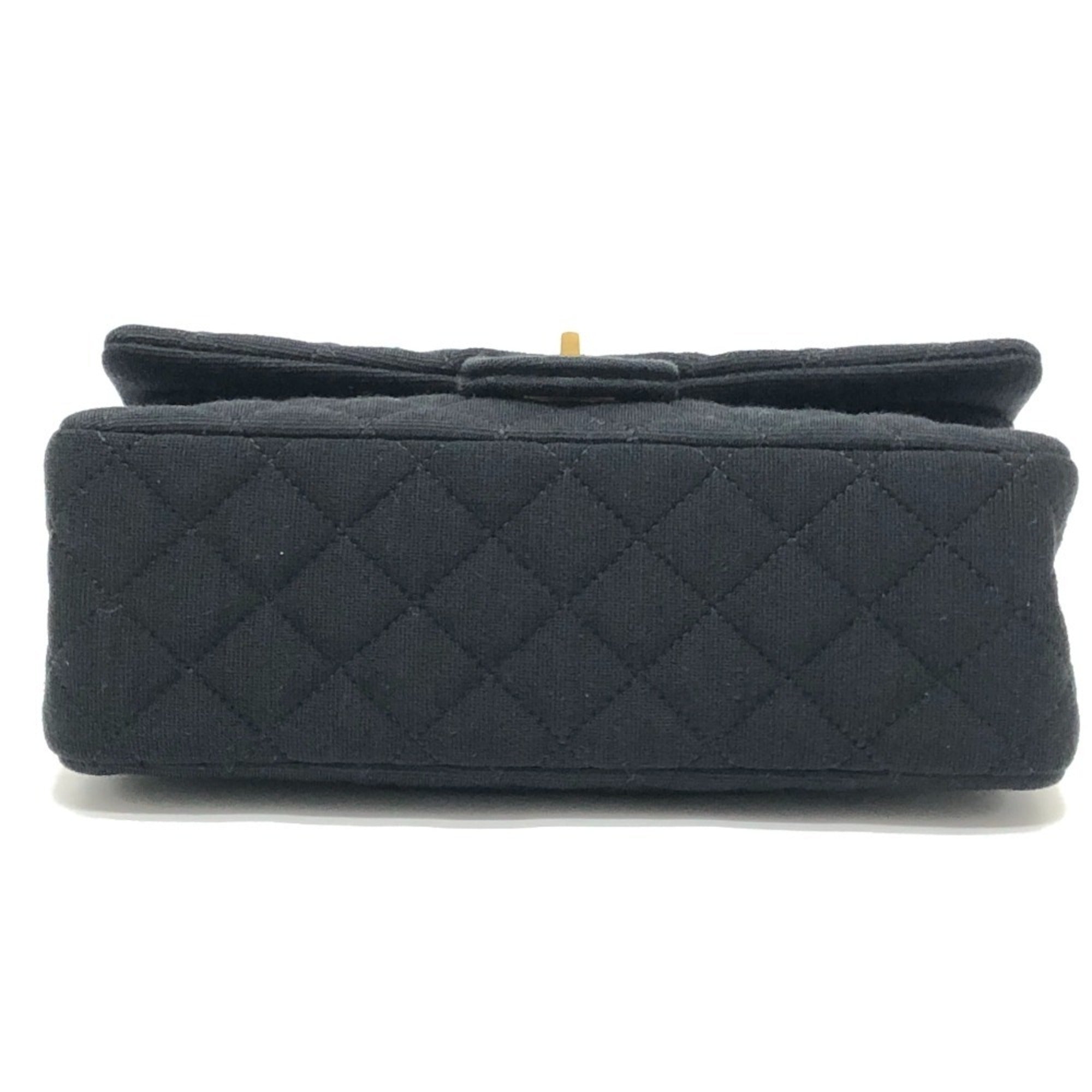 Chanel Black Leather Shoulder Bag (Pre-Owned)