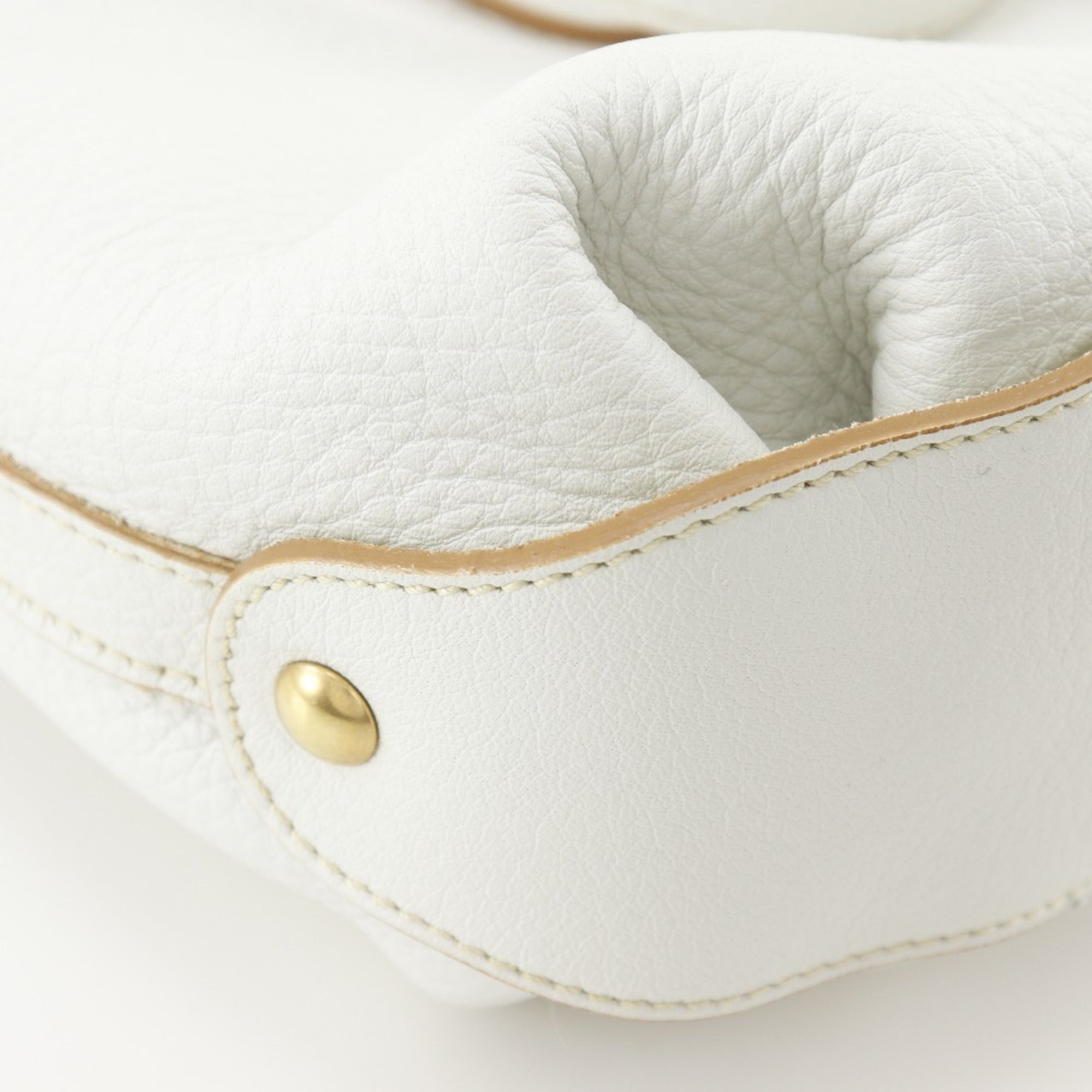 Salvatore Ferragamo White Leather Tote Bag (Pre-Owned)