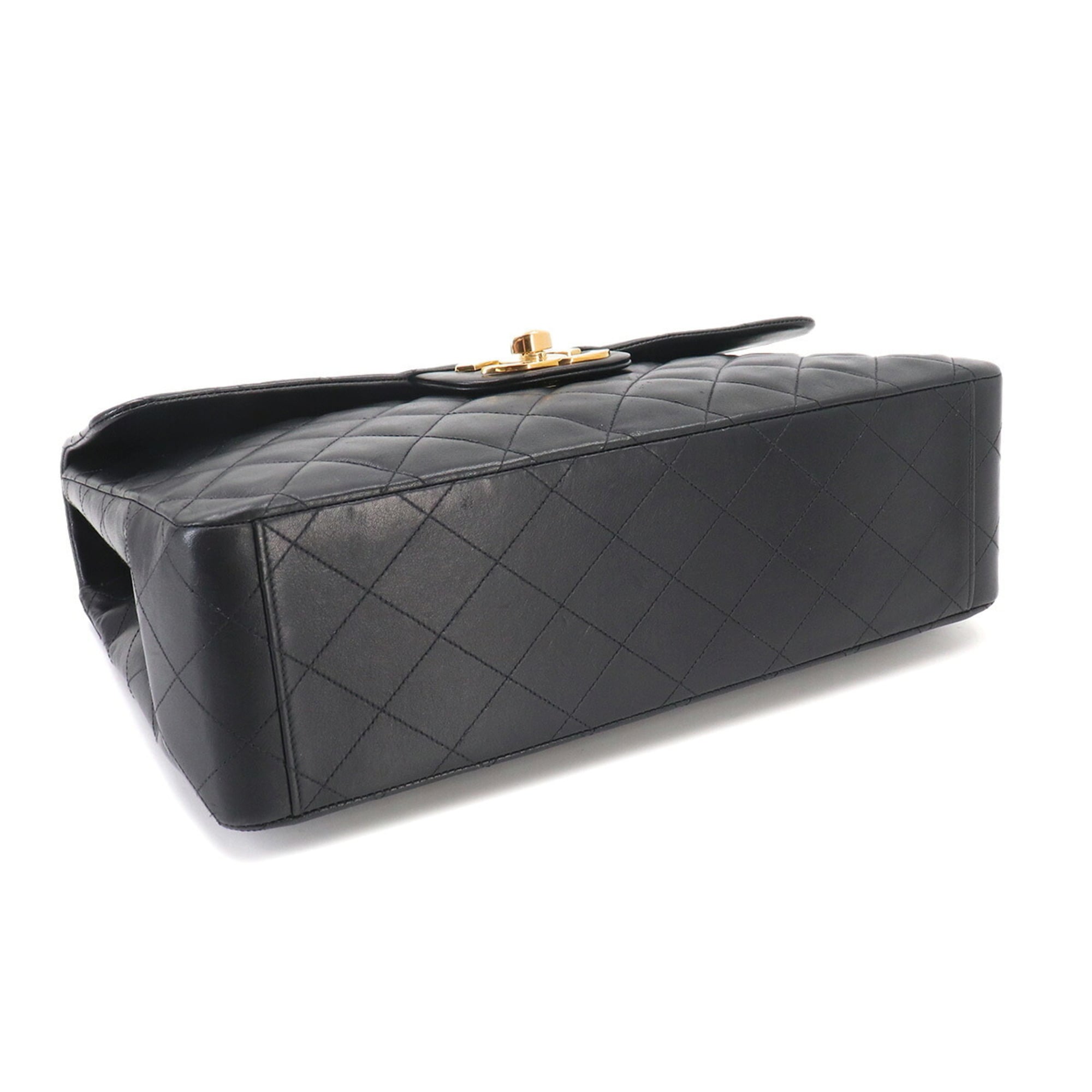 Chanel Matelasse Black Leather Handbag Shoulder Bag (Pre-Owned)
