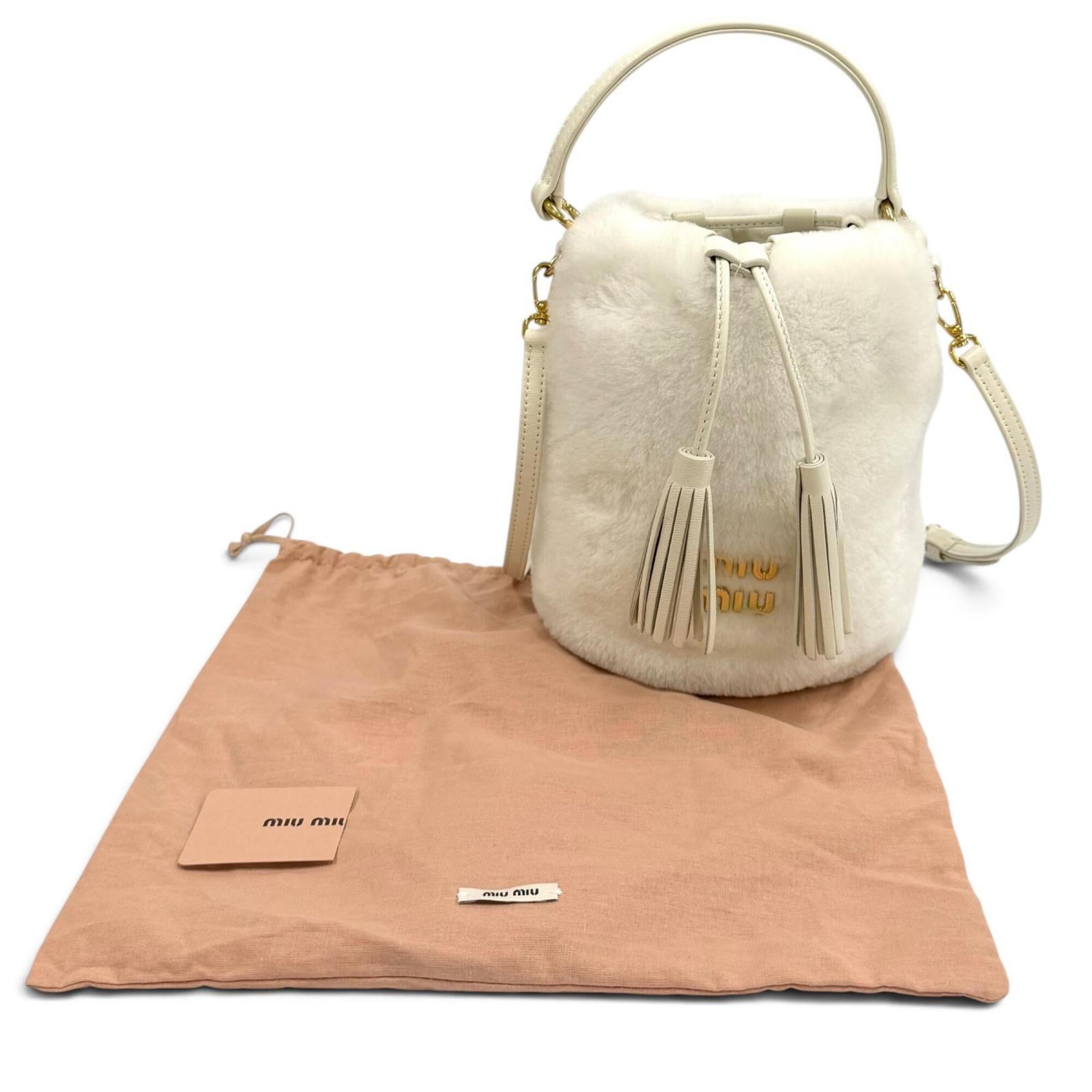 Miu Miu White Fur Shoulder Bag (Pre-Owned)
