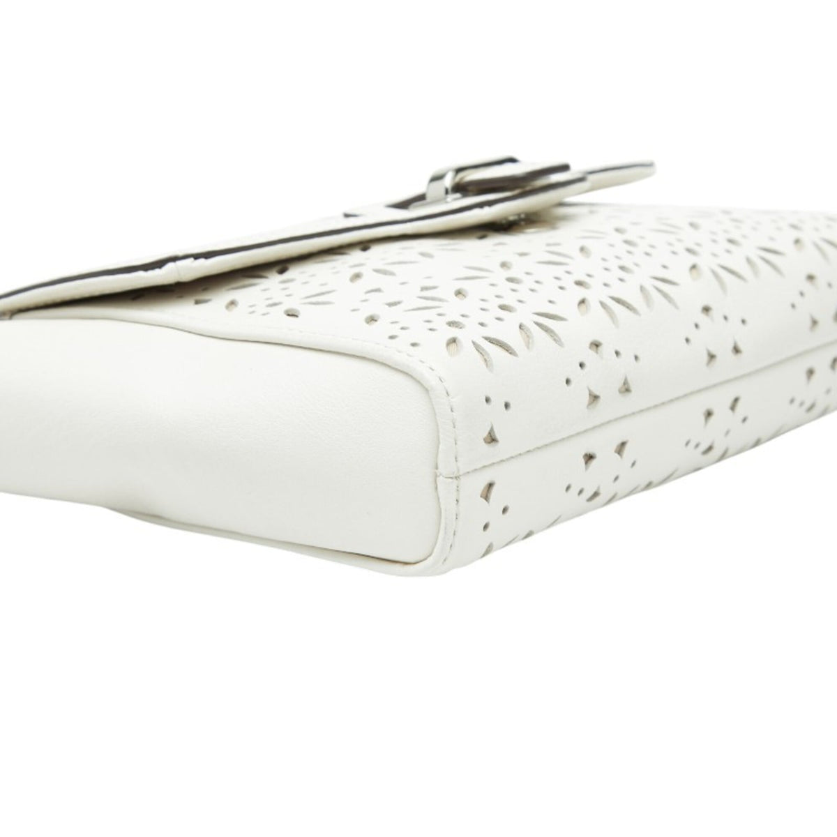 Coach White Leather Clutch Bag (Pre-Owned)
