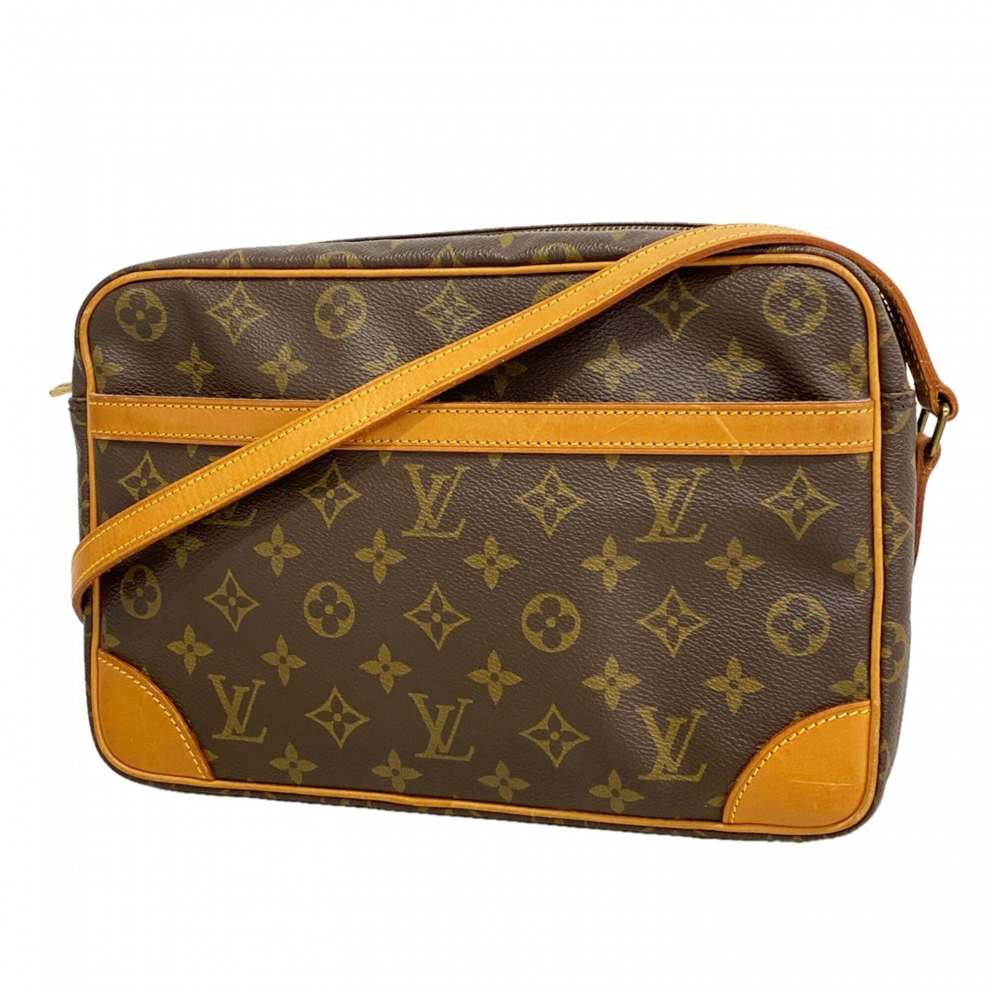 Louis Vuitton Brown Shoulder Bag (Pre-Owned)