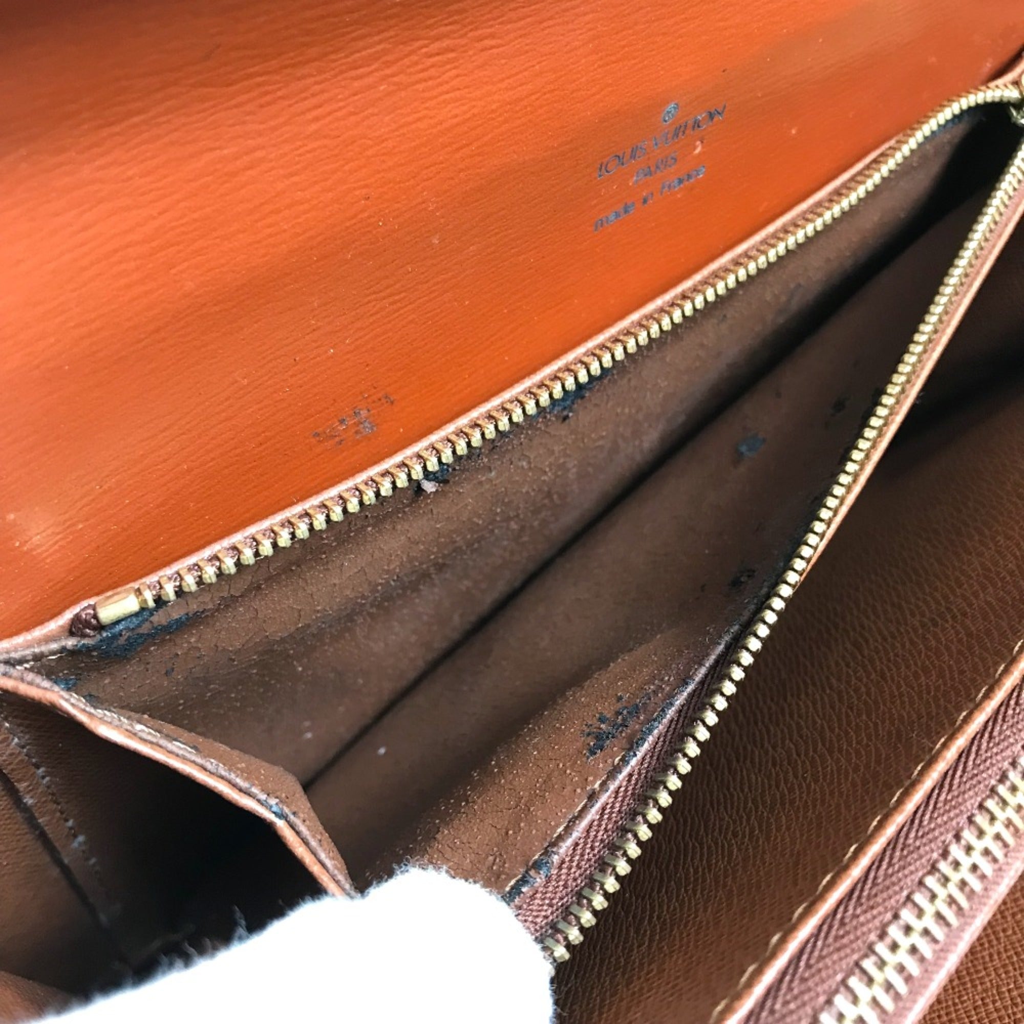 Louis Vuitton Brown Leather Handbag (Pre-Owned)