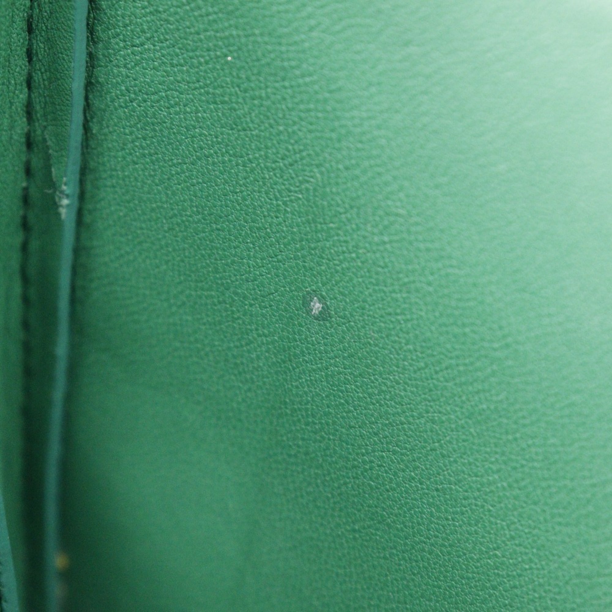Bottega Veneta Green Leather Shoulder Bag (Pre-Owned)