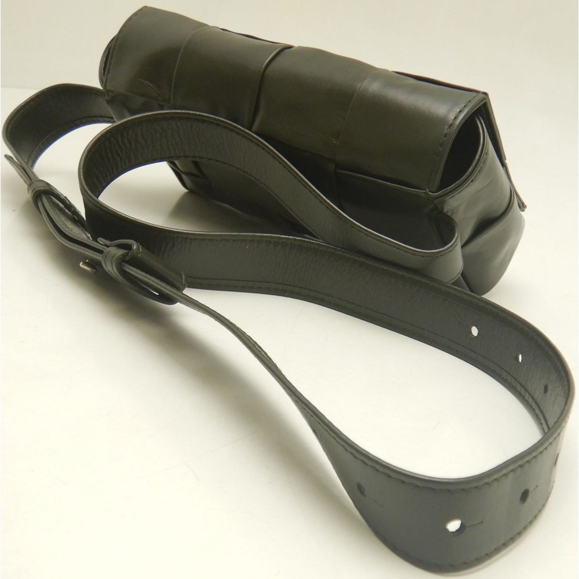 Bottega Veneta Khaki Leather Fanny Pack (Pre-Owned)