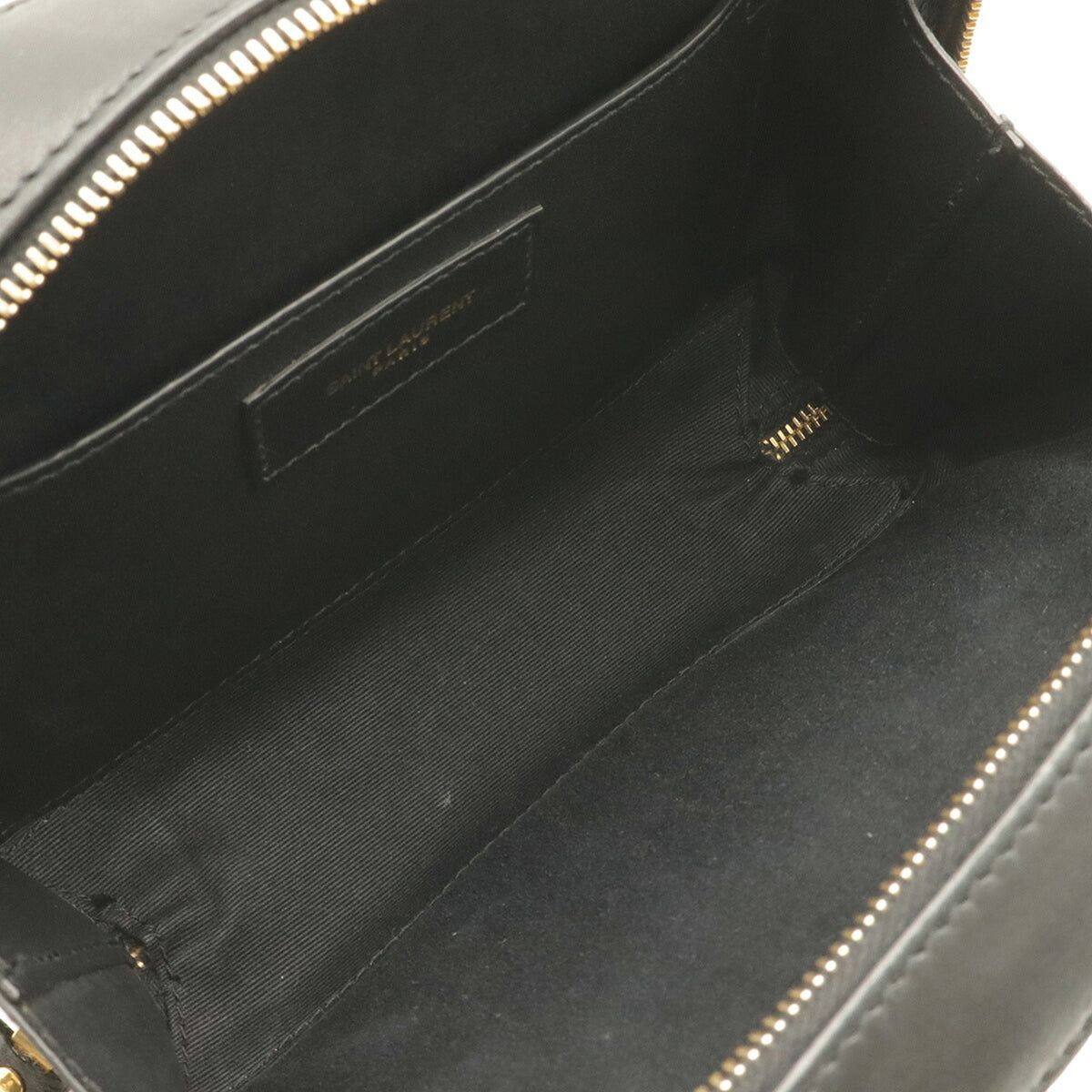 Yves Saint Laurent Black Leather Shoulder Bag (Pre-Owned)
