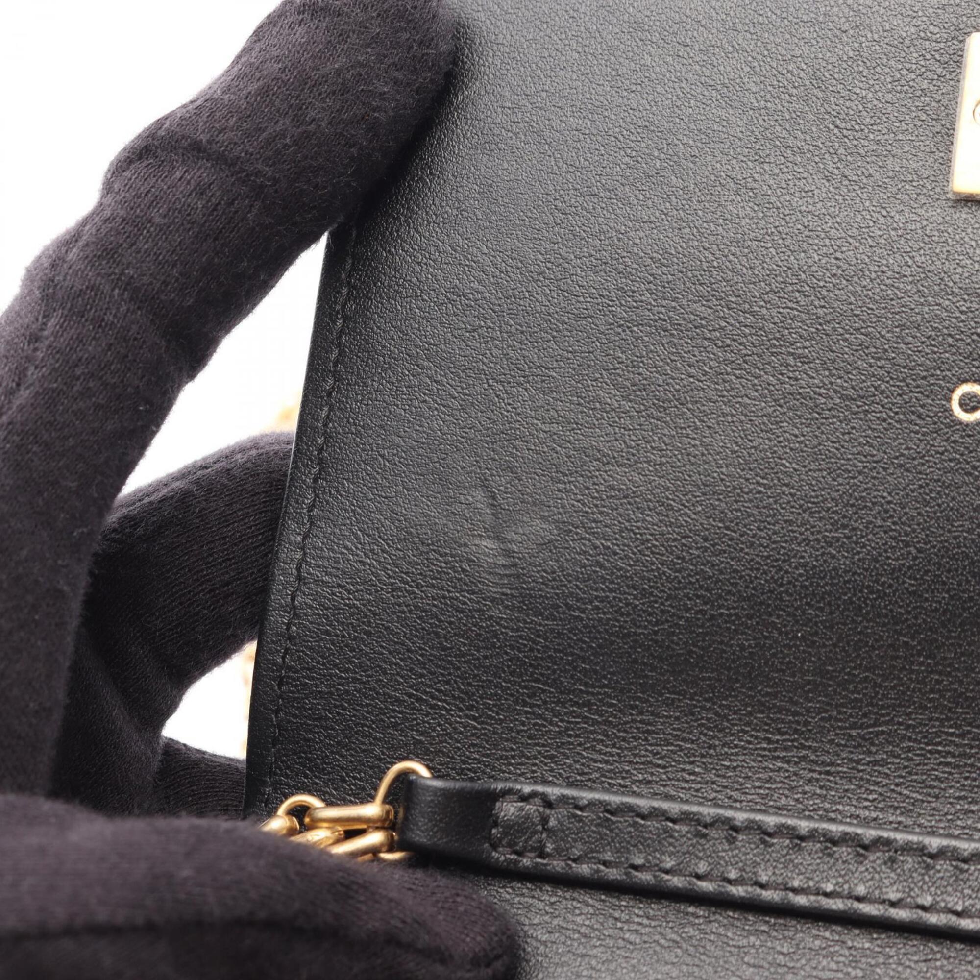 Chanel Black Leather Handbag Shoulder Bag (Pre-Owned)