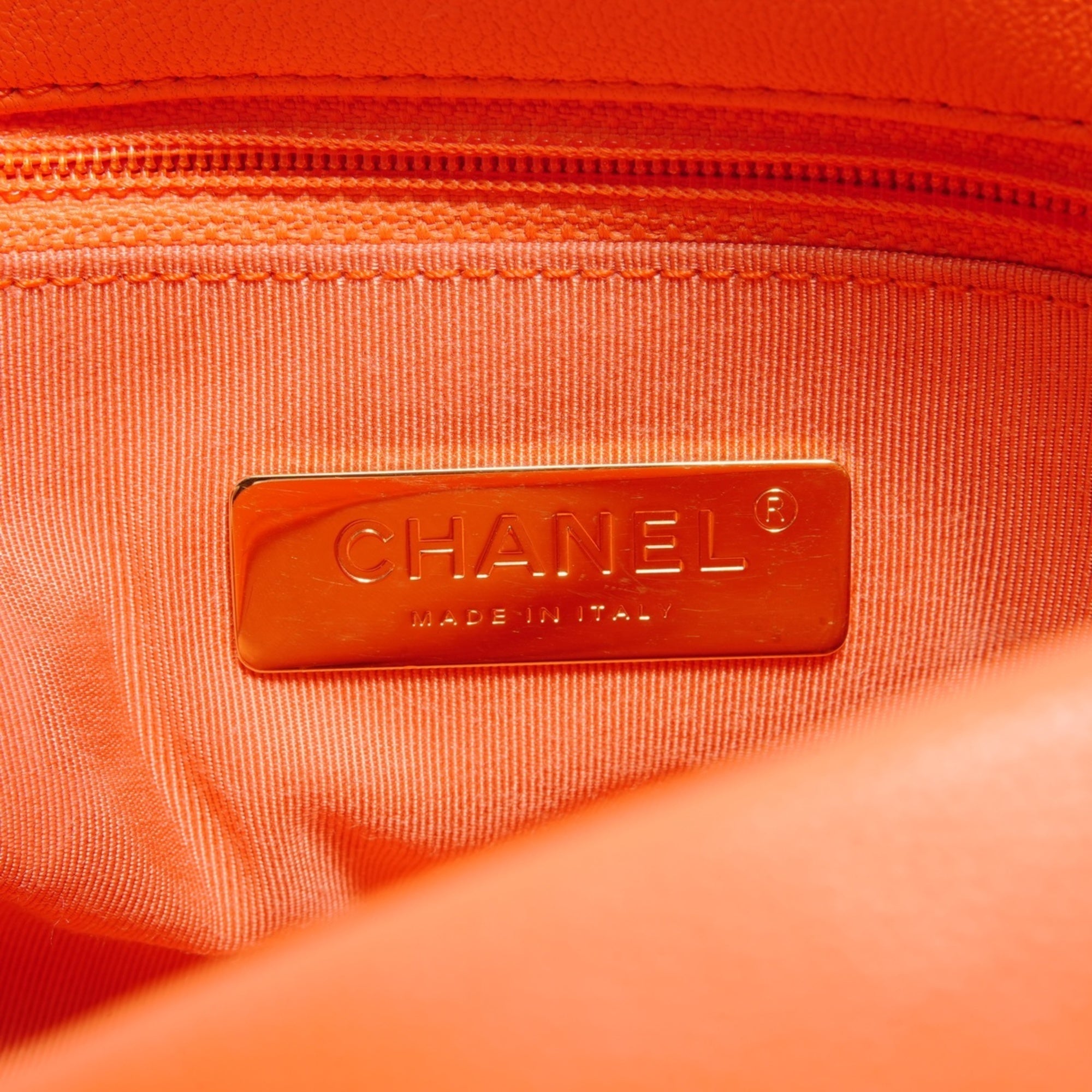Chanel Matelasse Orange Shoulder Bag (Pre-Owned)