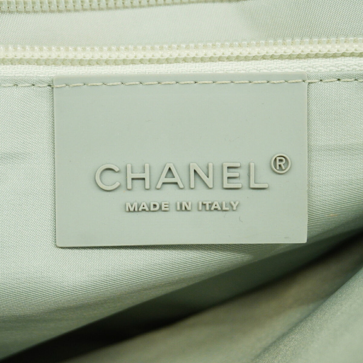 Chanel Gray Nylon Shoulder Bag (Pre-Owned)