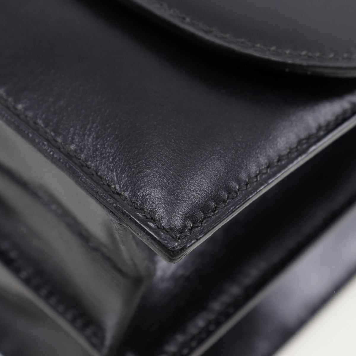 Hermes Black Box Calf Leather Shoulder Bag (Pre-Owned)