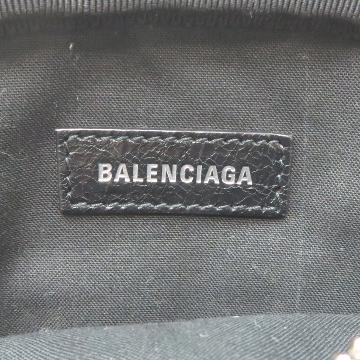 Balenciaga Black Leather Shoulder Bag (Pre-Owned)