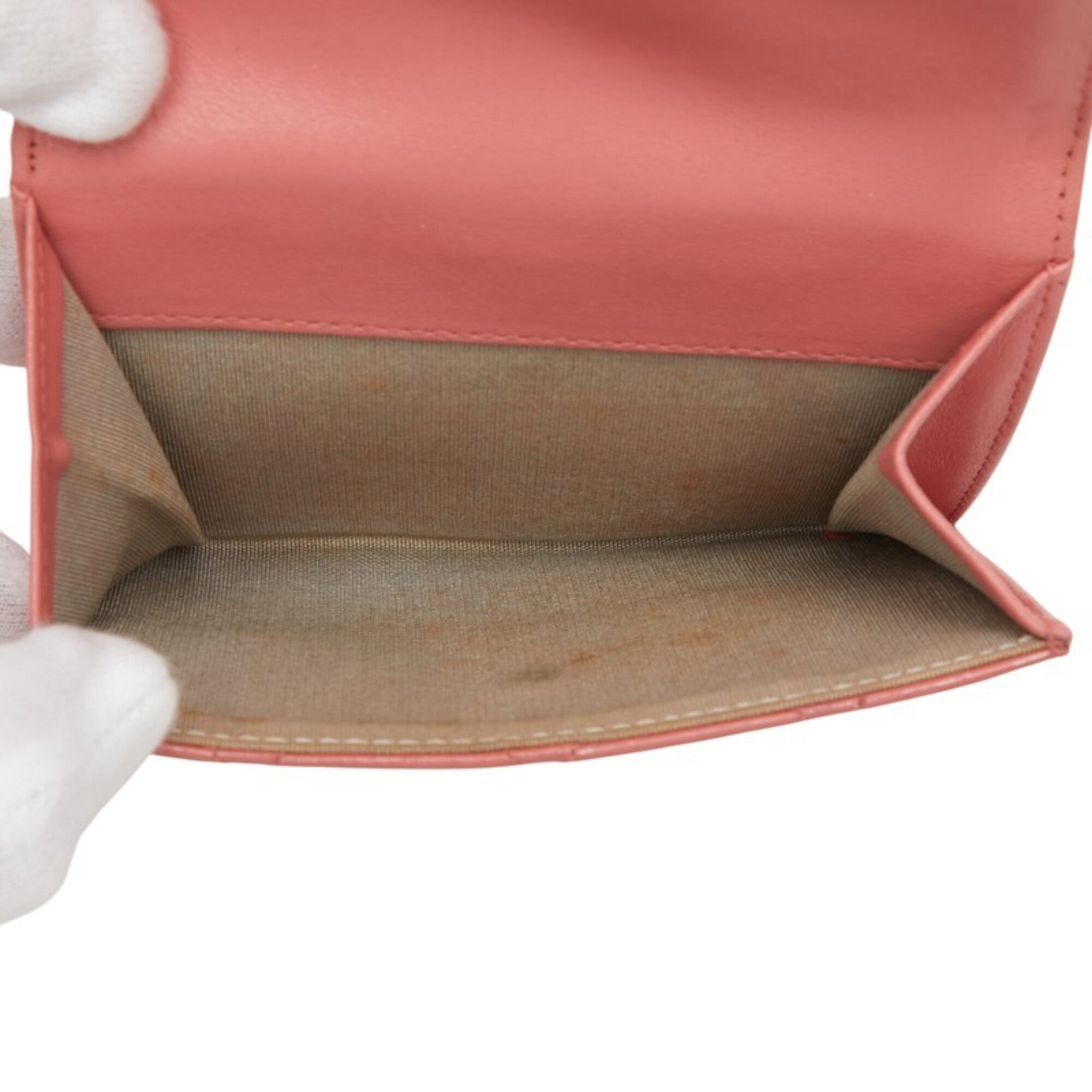 Chanel Pink Patent Leather Wallet (Bi-Fold) (Pre-Owned)