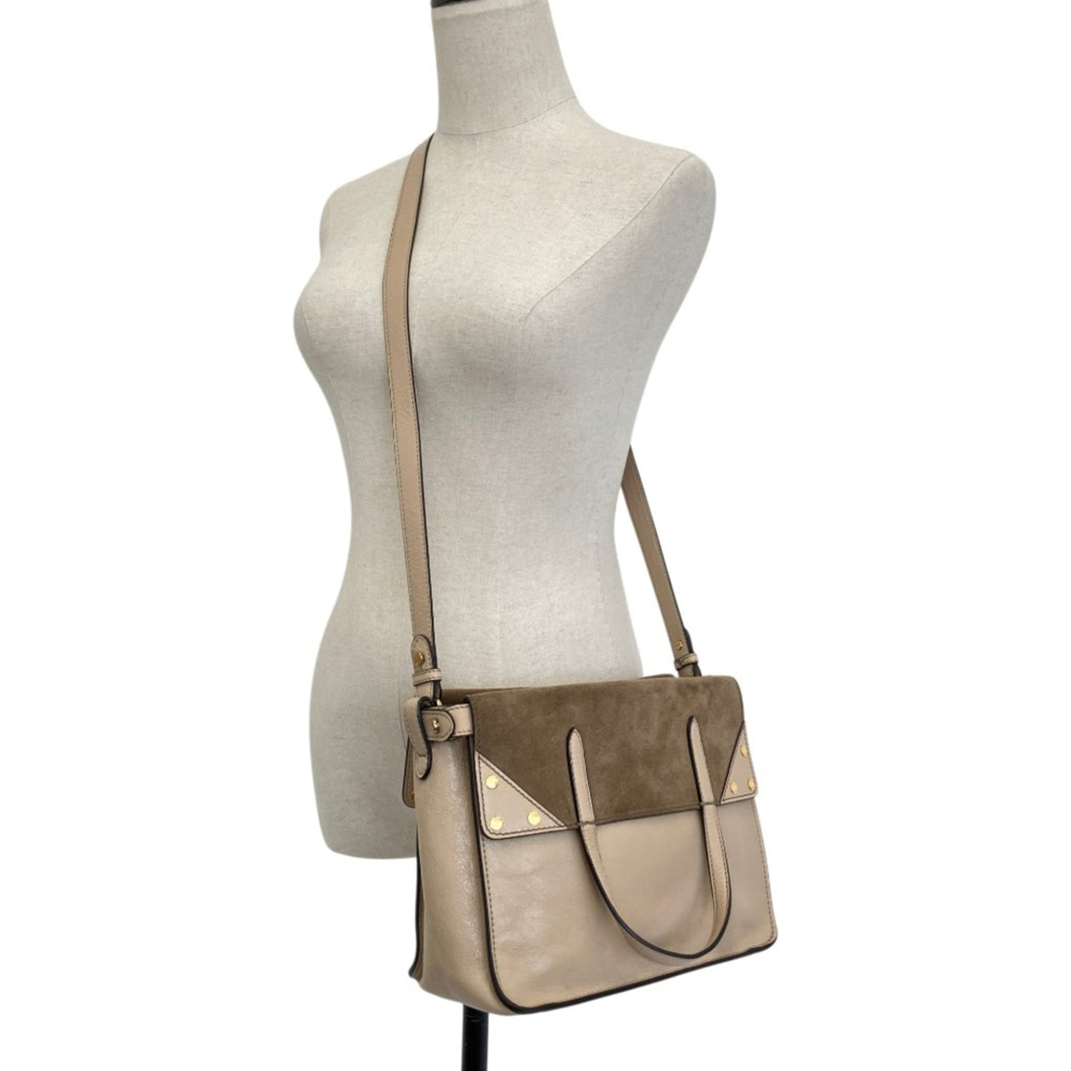 Fendi Grayish Leather Shoulder Bag (Pre-Owned)
