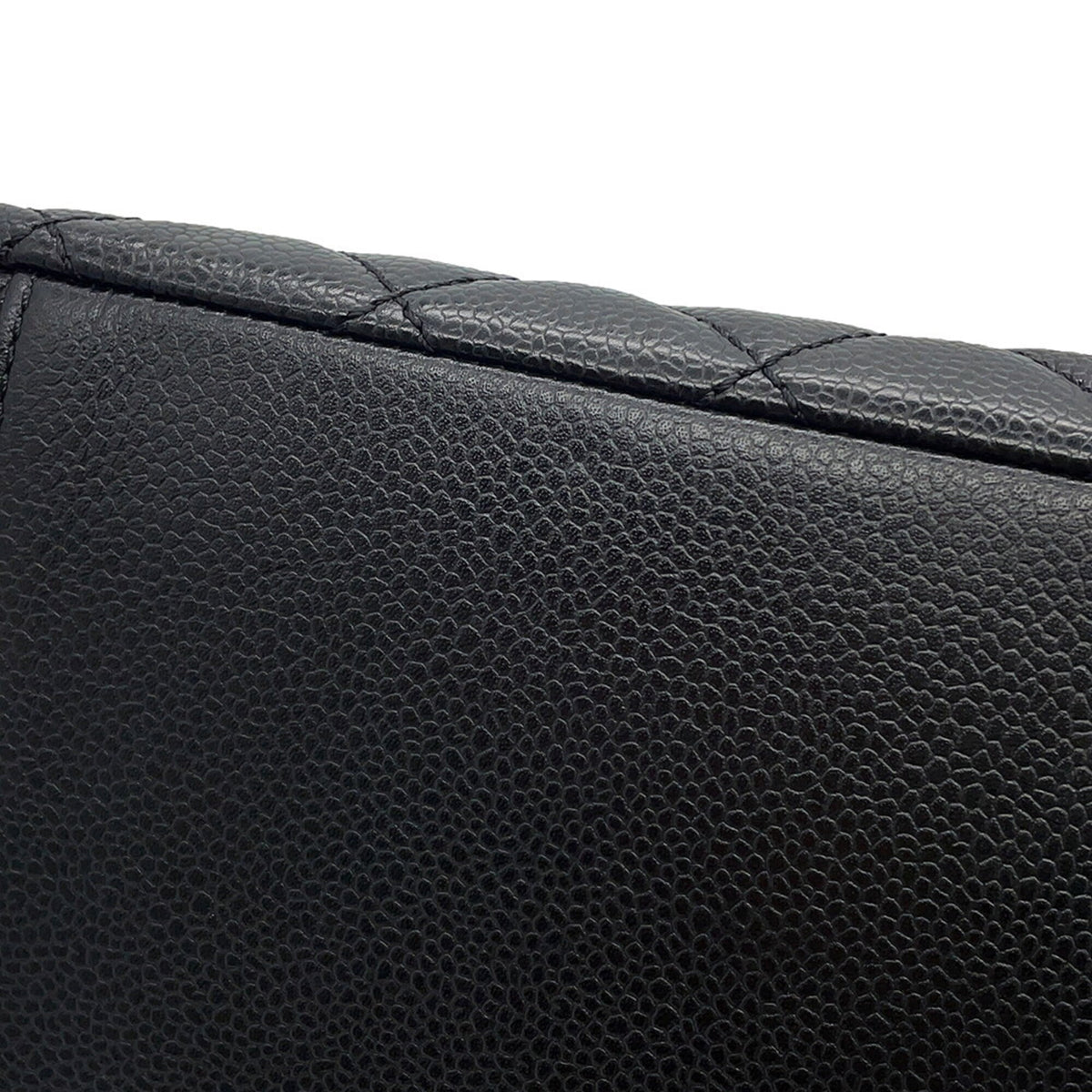 Chanel Matelasse Black Grained Calfskin Handbag Shoulder Bag (Pre-Owned)