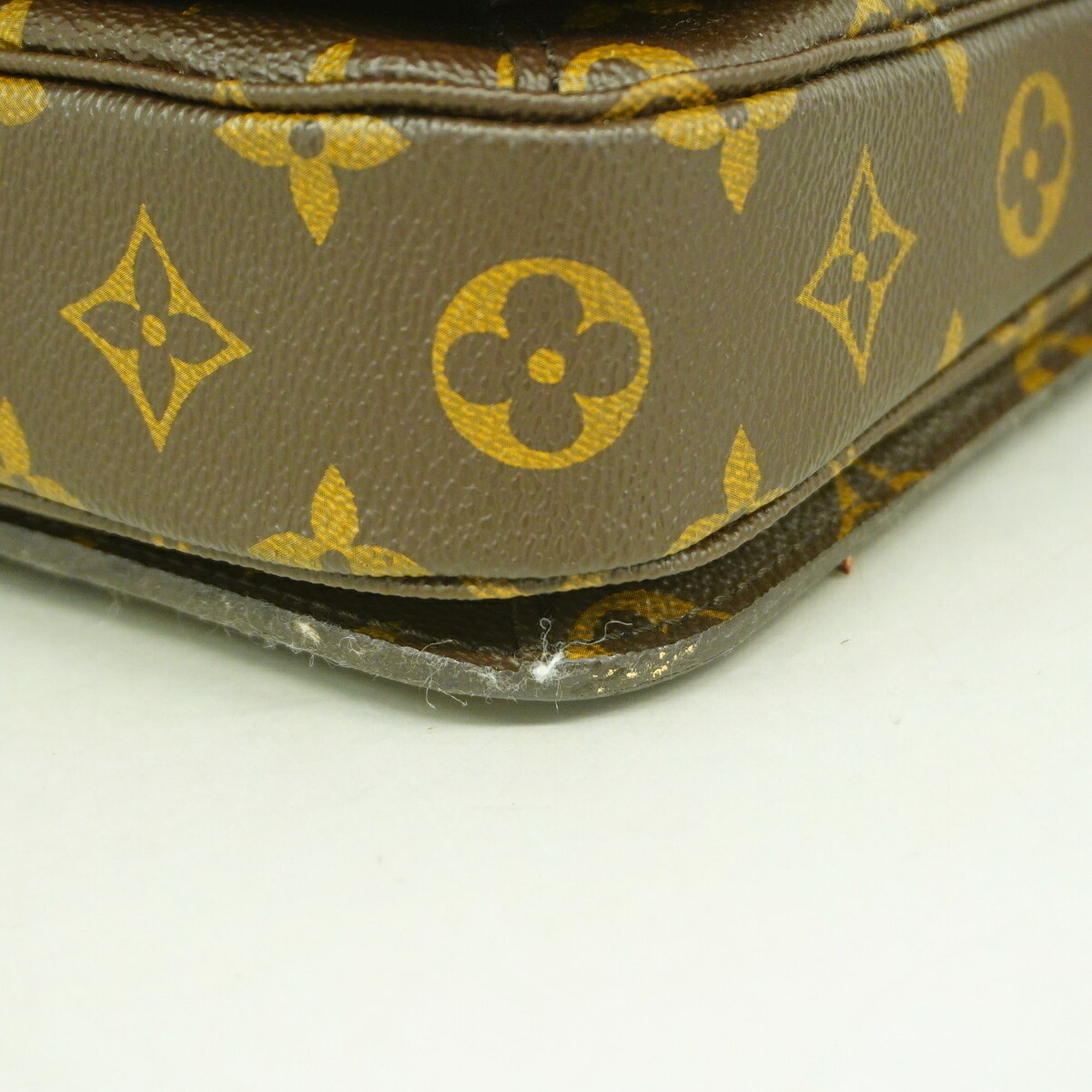 Louis Vuitton Brown Handbag (Pre-Owned)