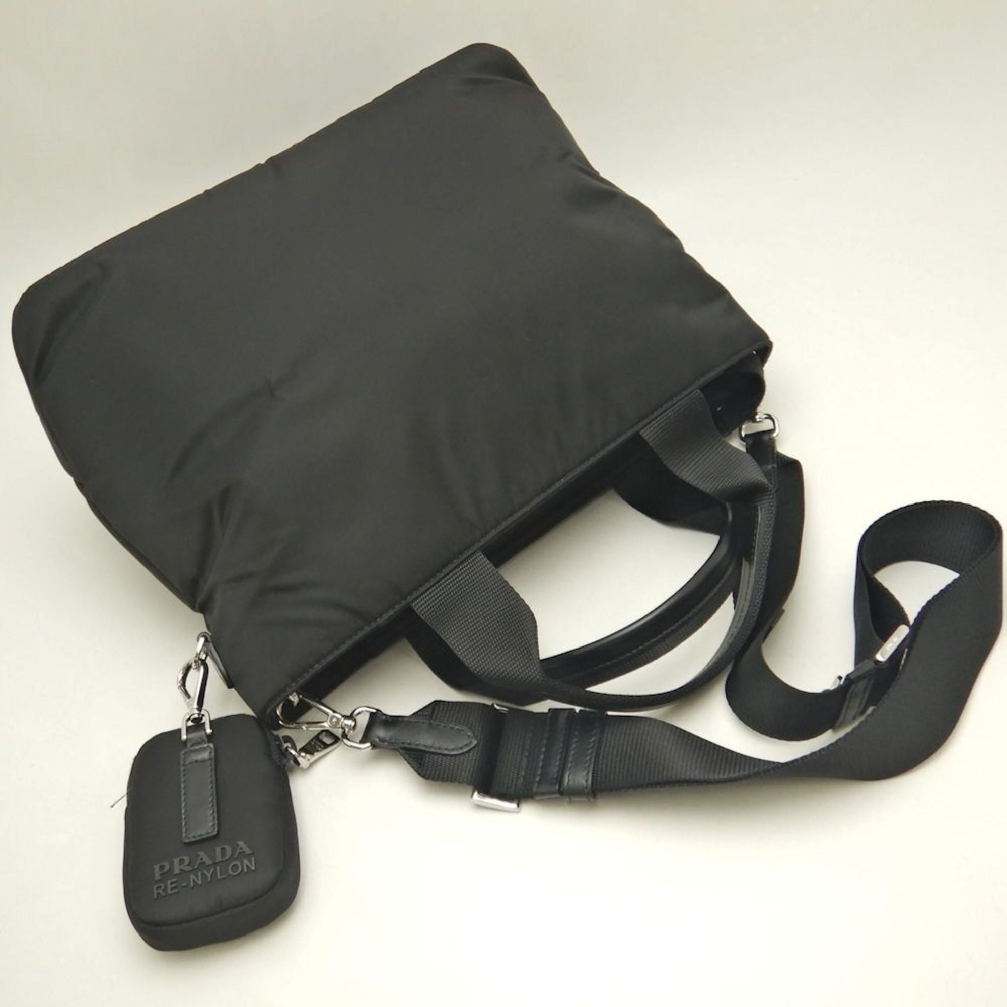 Prada Nero Nylon Pouch Tote Bag (Pre-Owned)