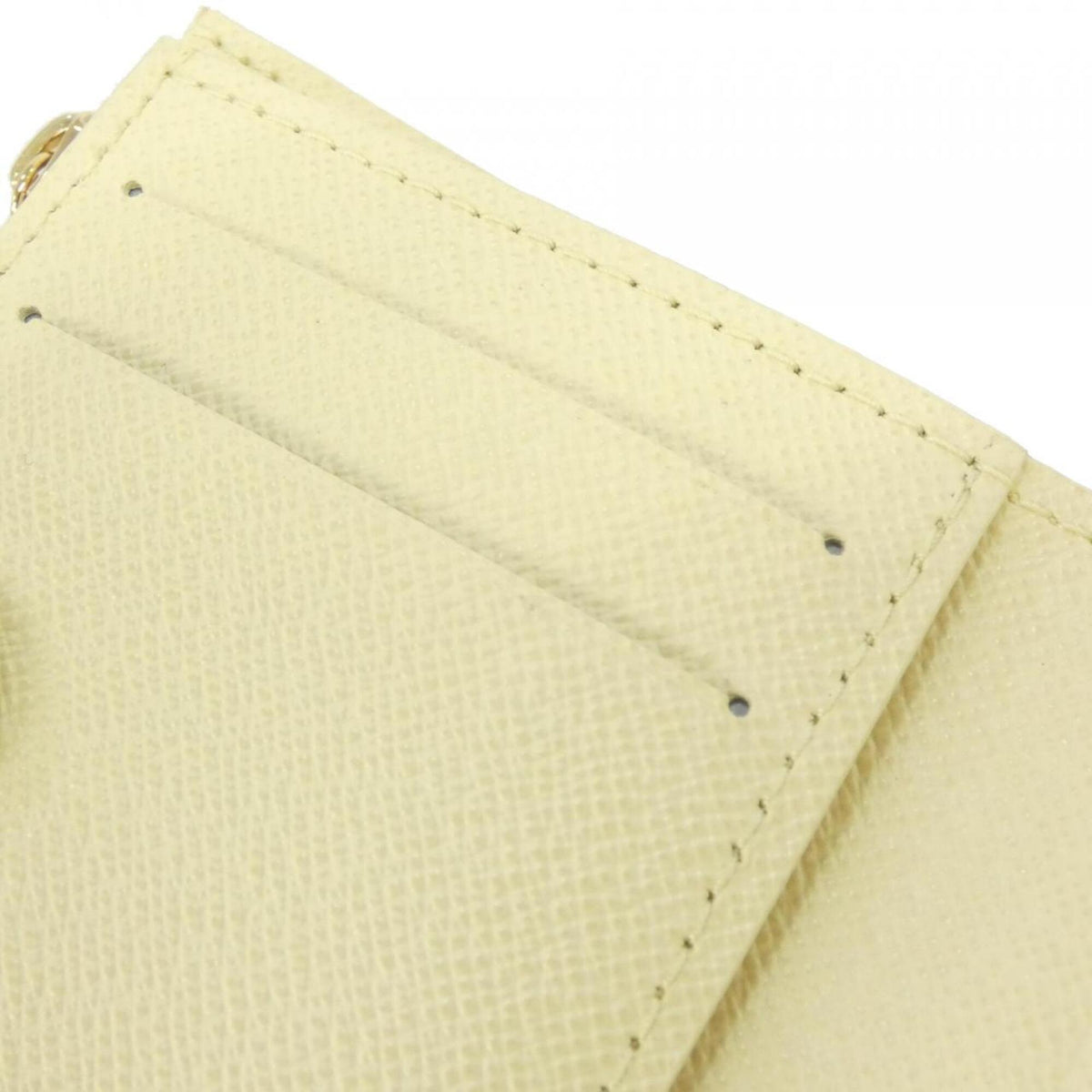 Louis Vuitton Monogram Canvas Wallet (Bi-Fold) (Pre-Owned)