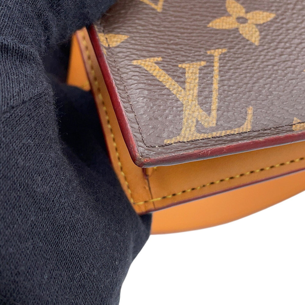 Louis Vuitton Brown Monogram Monogram Fanny Pack Handbag Pouch (Pre-Owned)