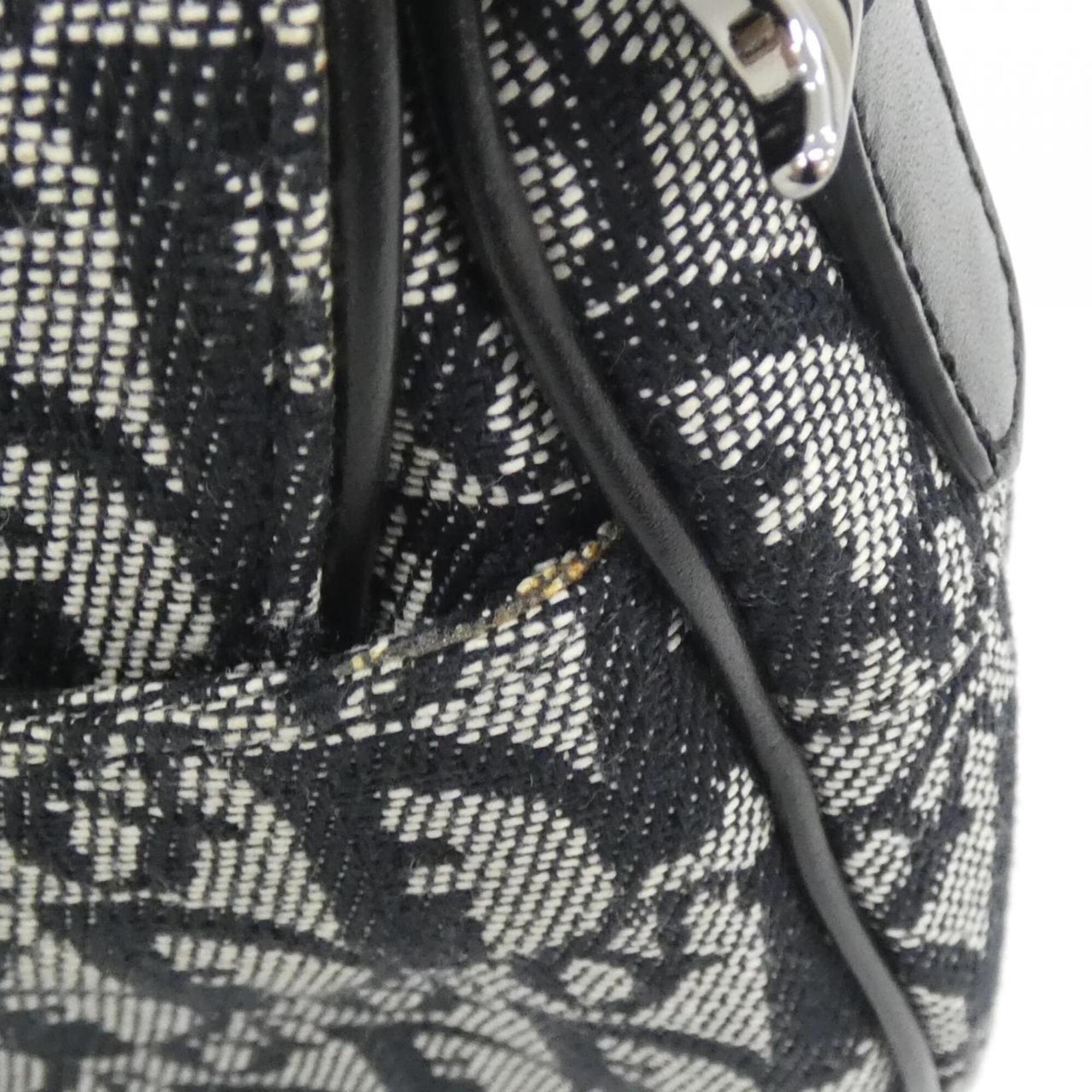 Christian Dior Black Canvas Shoulder Bag (Pre-Owned)