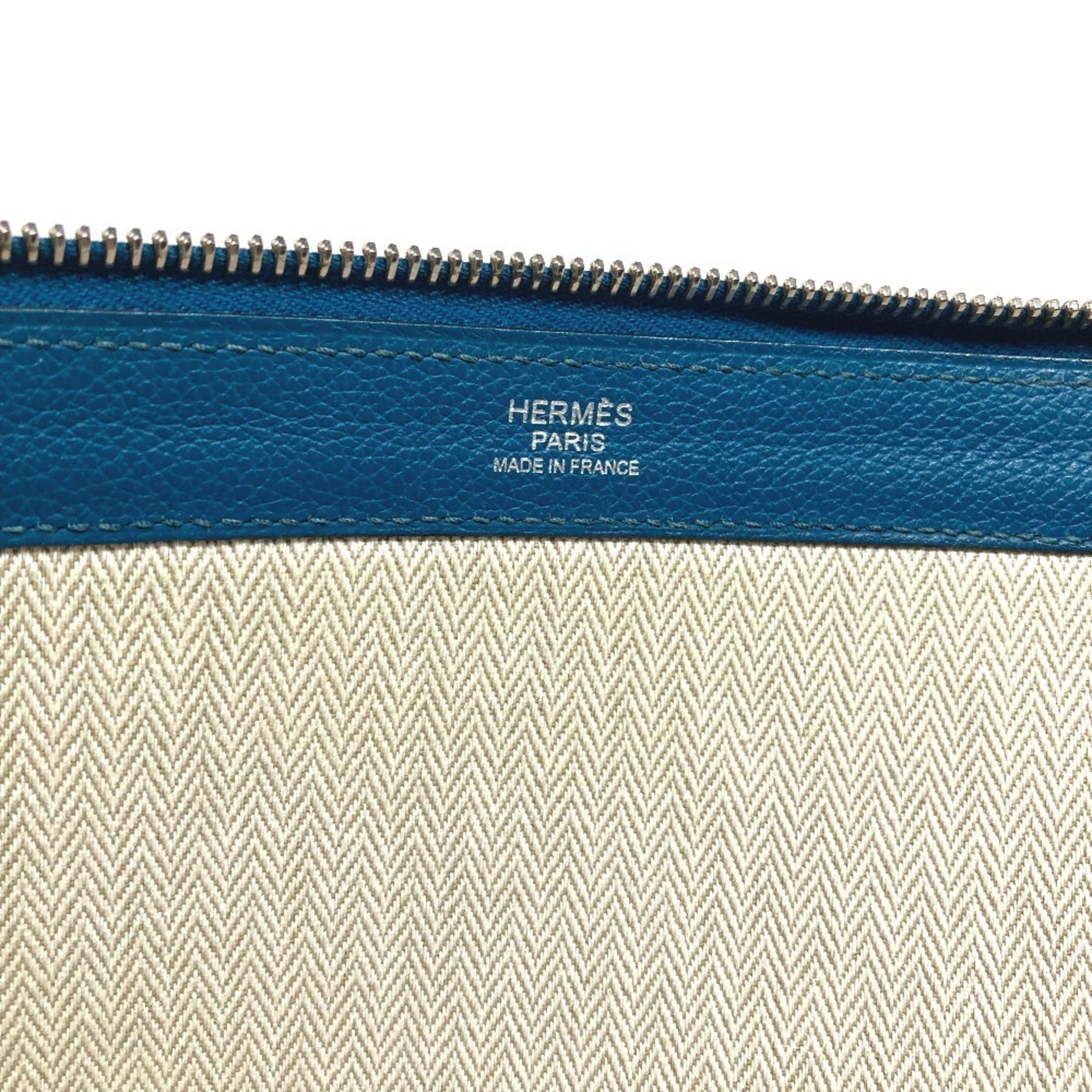Hermes Blue Clutch Bag (Pre-Owned)