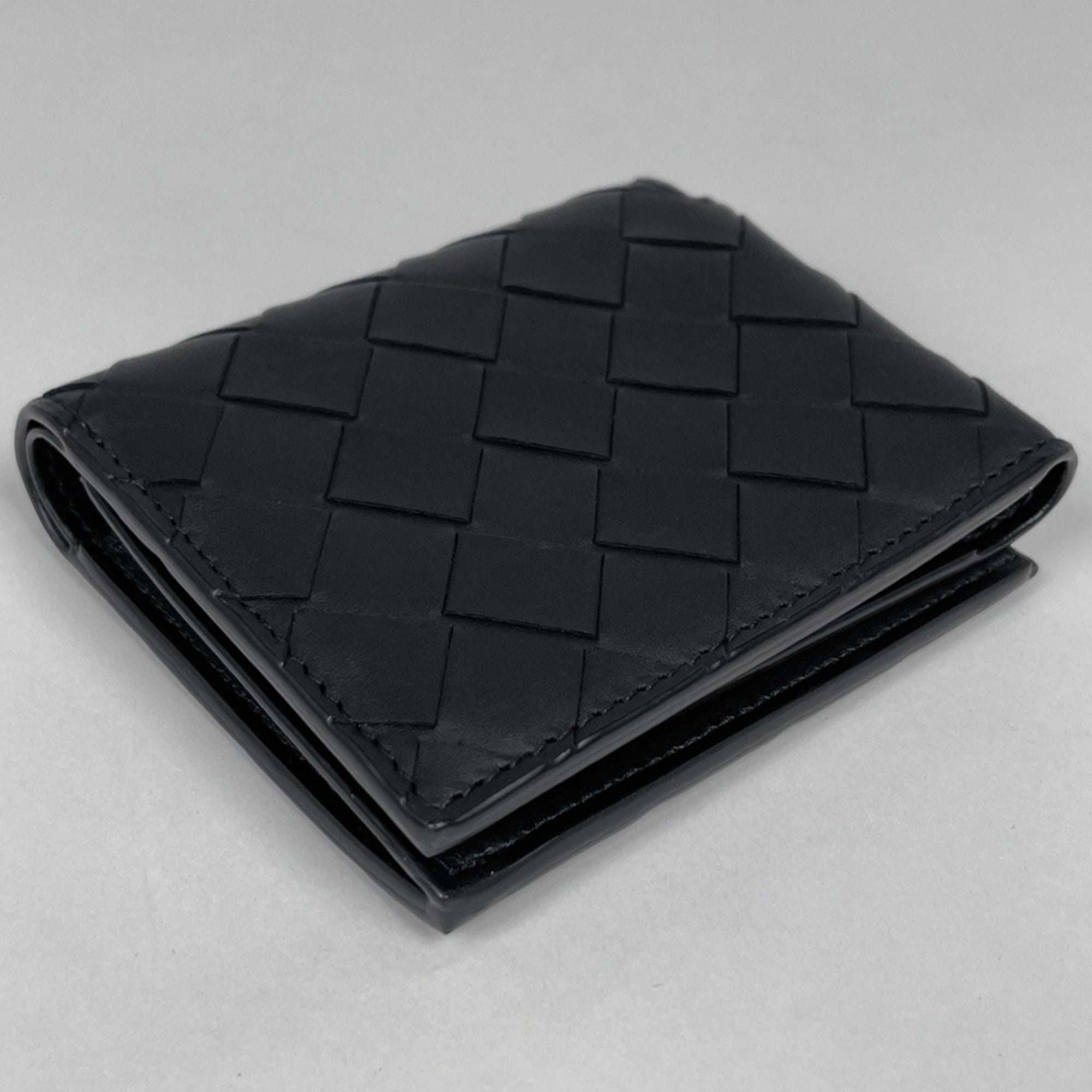 Bottega Veneta Black Intrecciato Leather Wallet (Bi-Fold) (Pre-Owned)