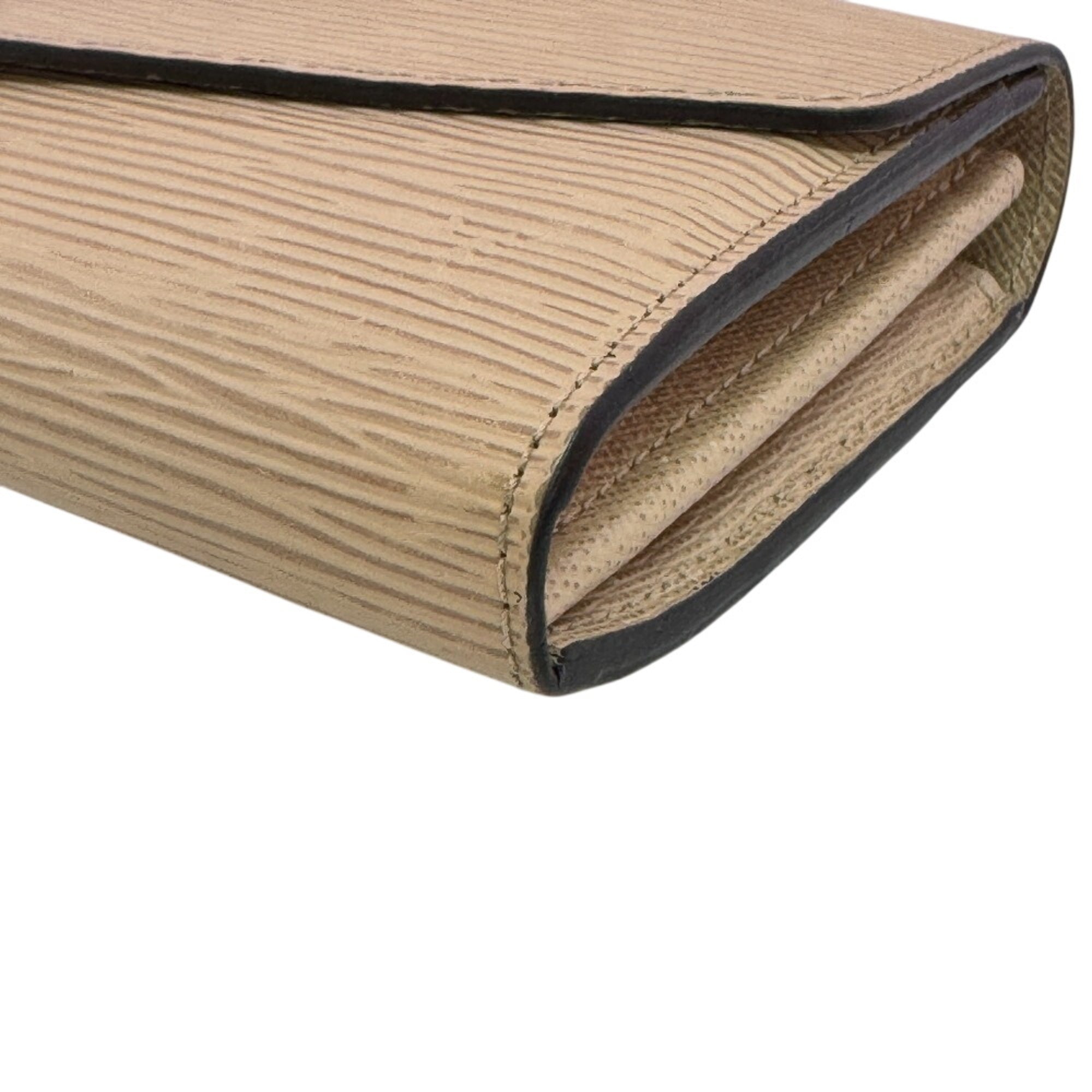 Louis Vuitton Beige Leather (Pre-Owned)