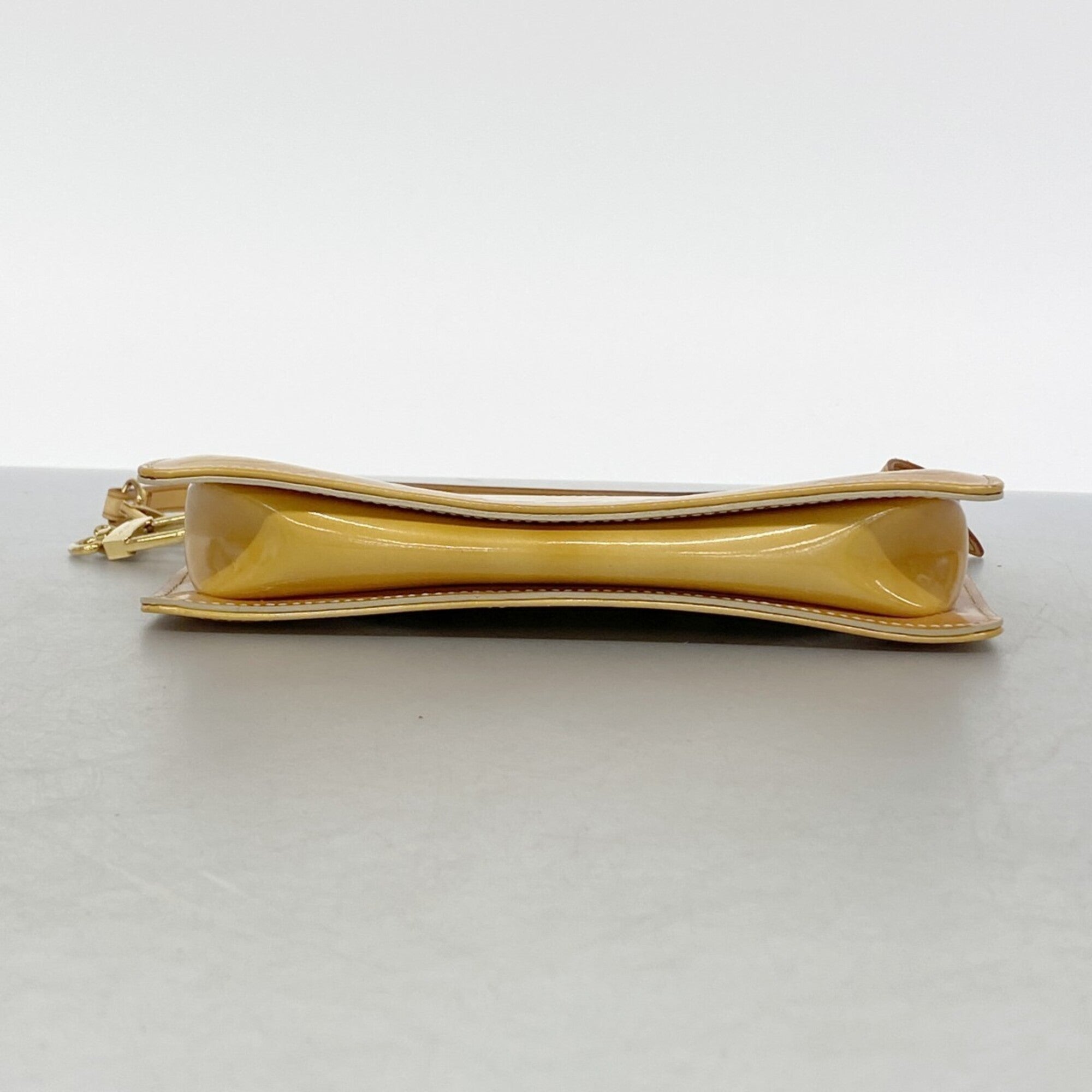 Louis Vuitton Beige Pouch (Pre-Owned)