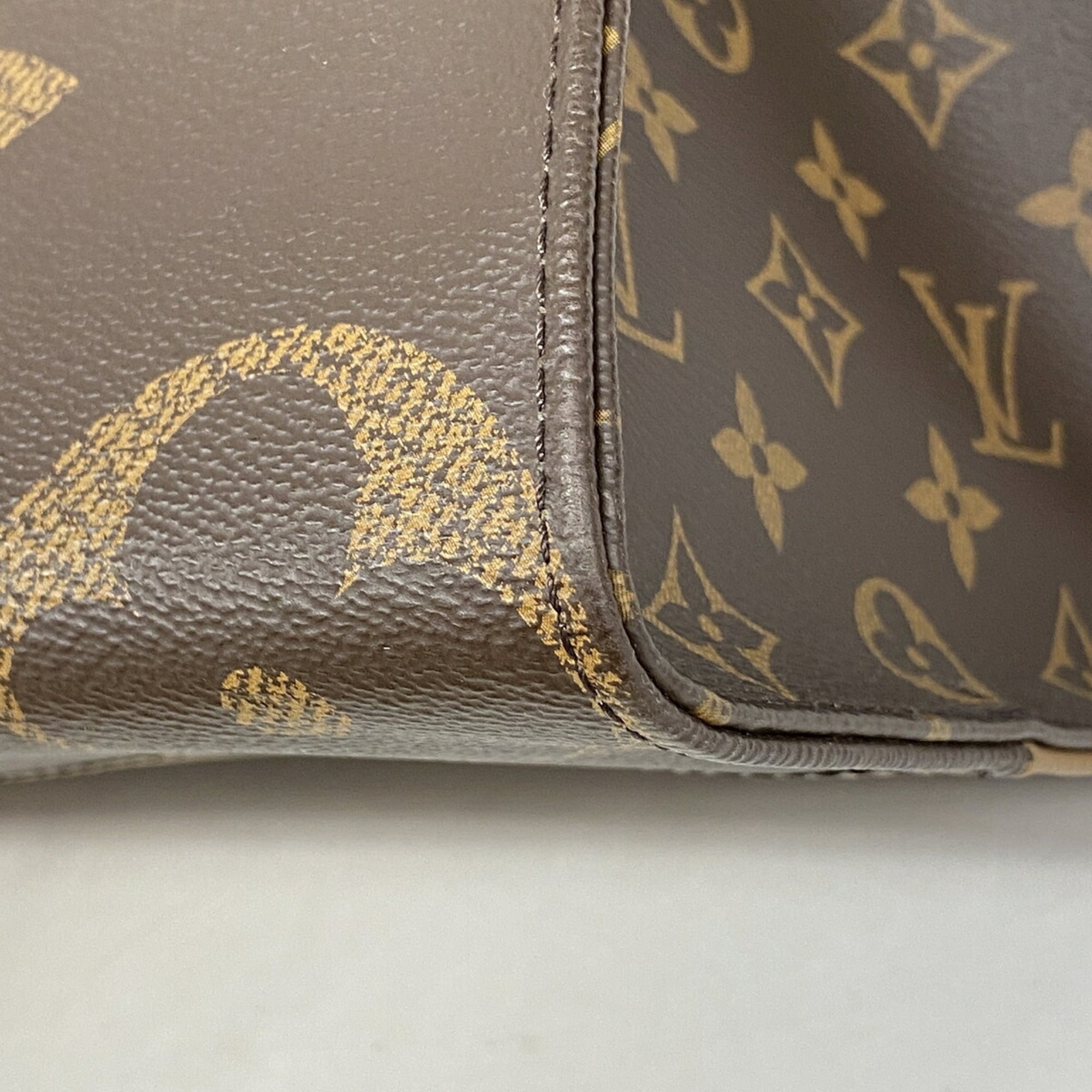 Louis Vuitton Brown Tote Bag (Pre-Owned)