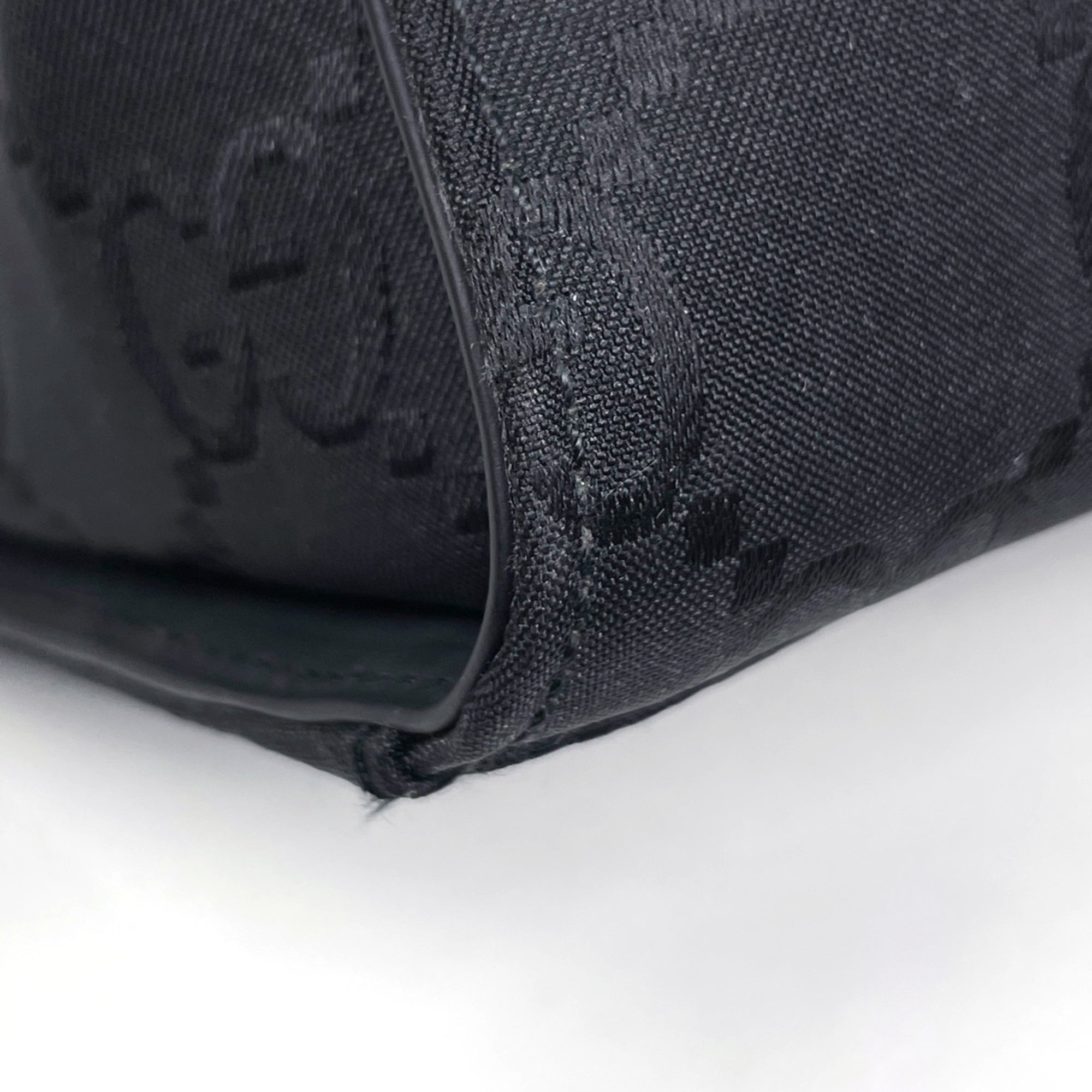 Gucci Black Nylon Tote Bag (Pre-Owned)