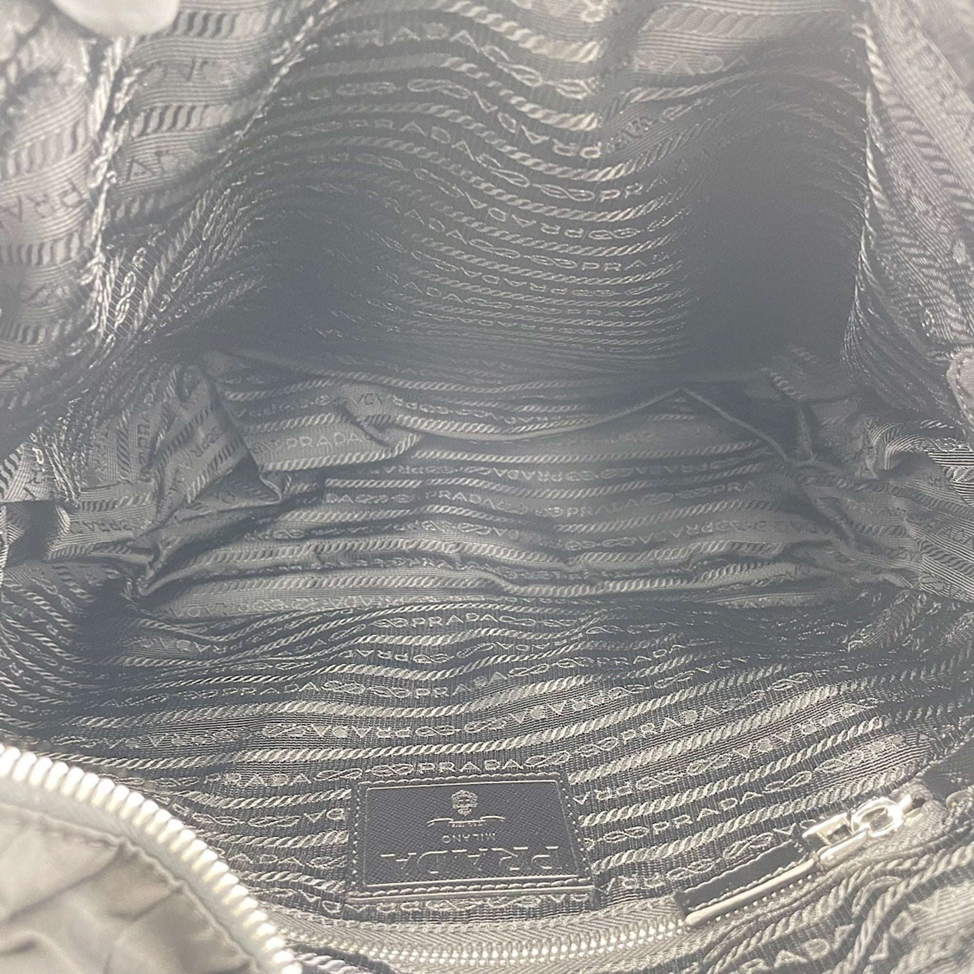 Prada Black Nylon Shoulder Bag (Pre-Owned)