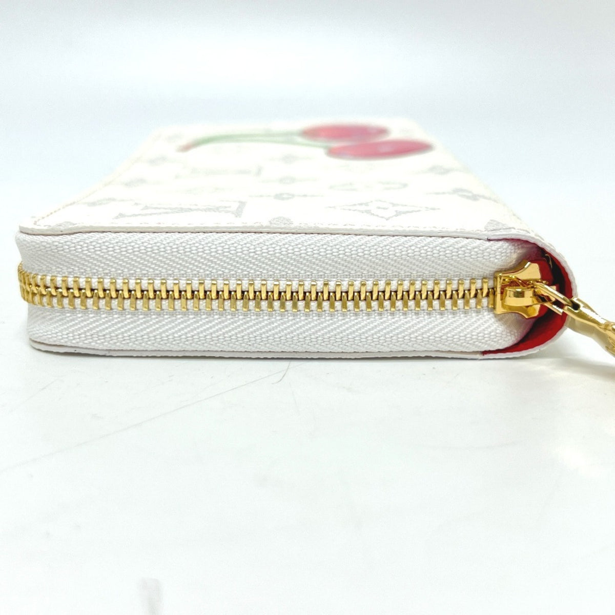 Louis Vuitton Monogram White Monogram Long Wallet (Bi-Fold) (Pre-Owned)