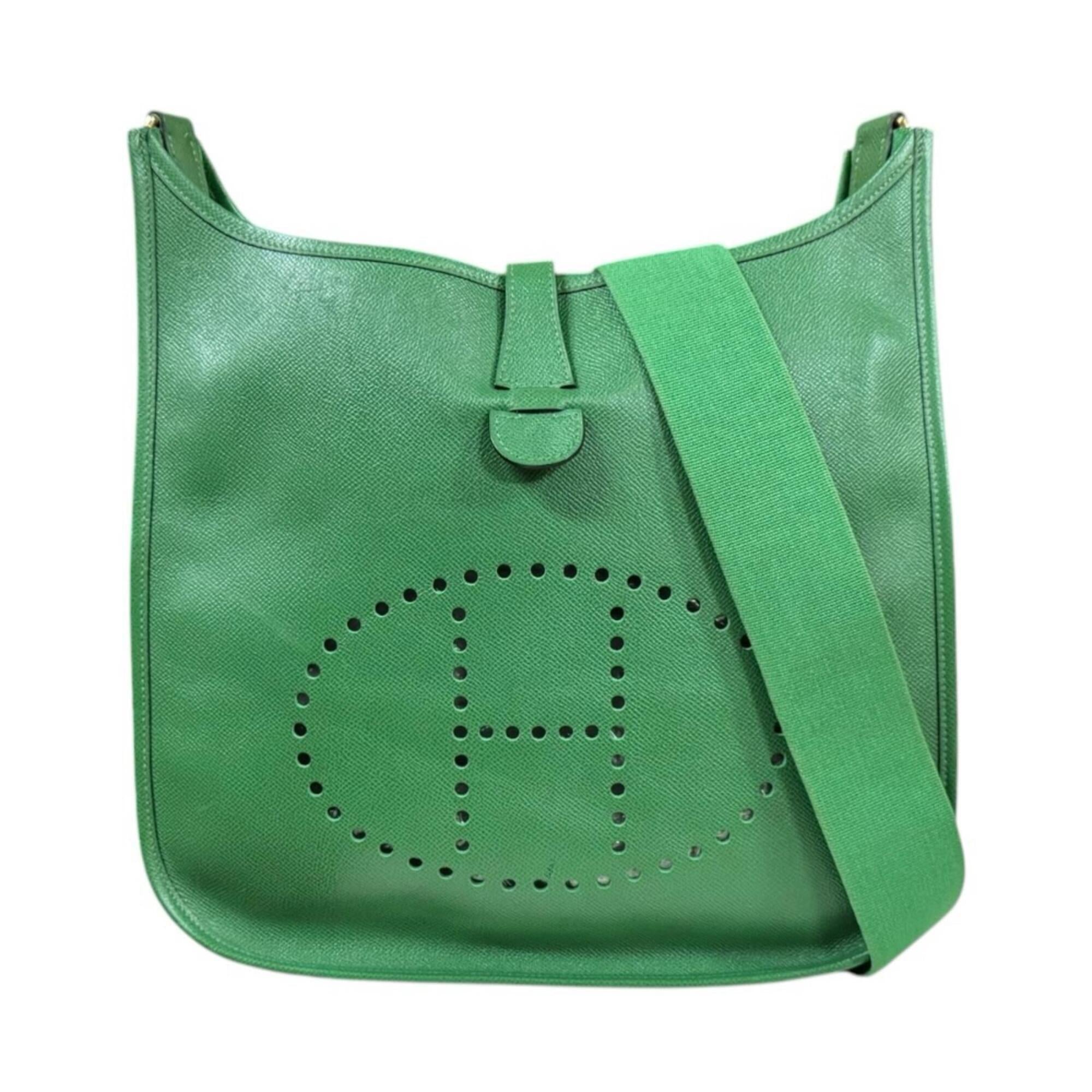Hermes Green Courchevel Leather Shoulder Bag (Pre-Owned)