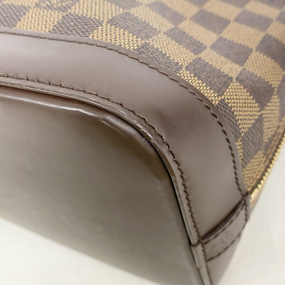 Louis Vuitton Ebene Handbag (Pre-Owned)