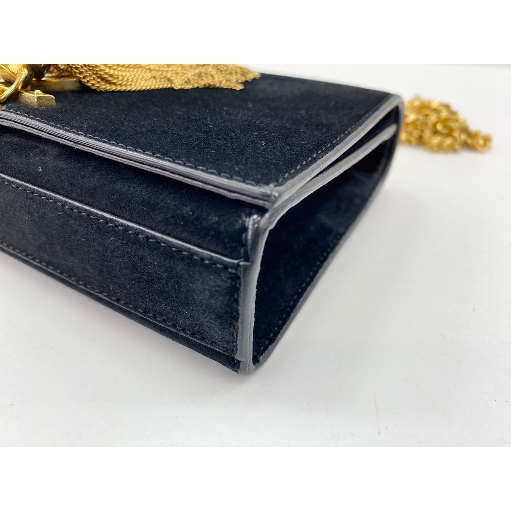 Yves Saint Laurent Black Shoulder Bag (Pre-Owned)