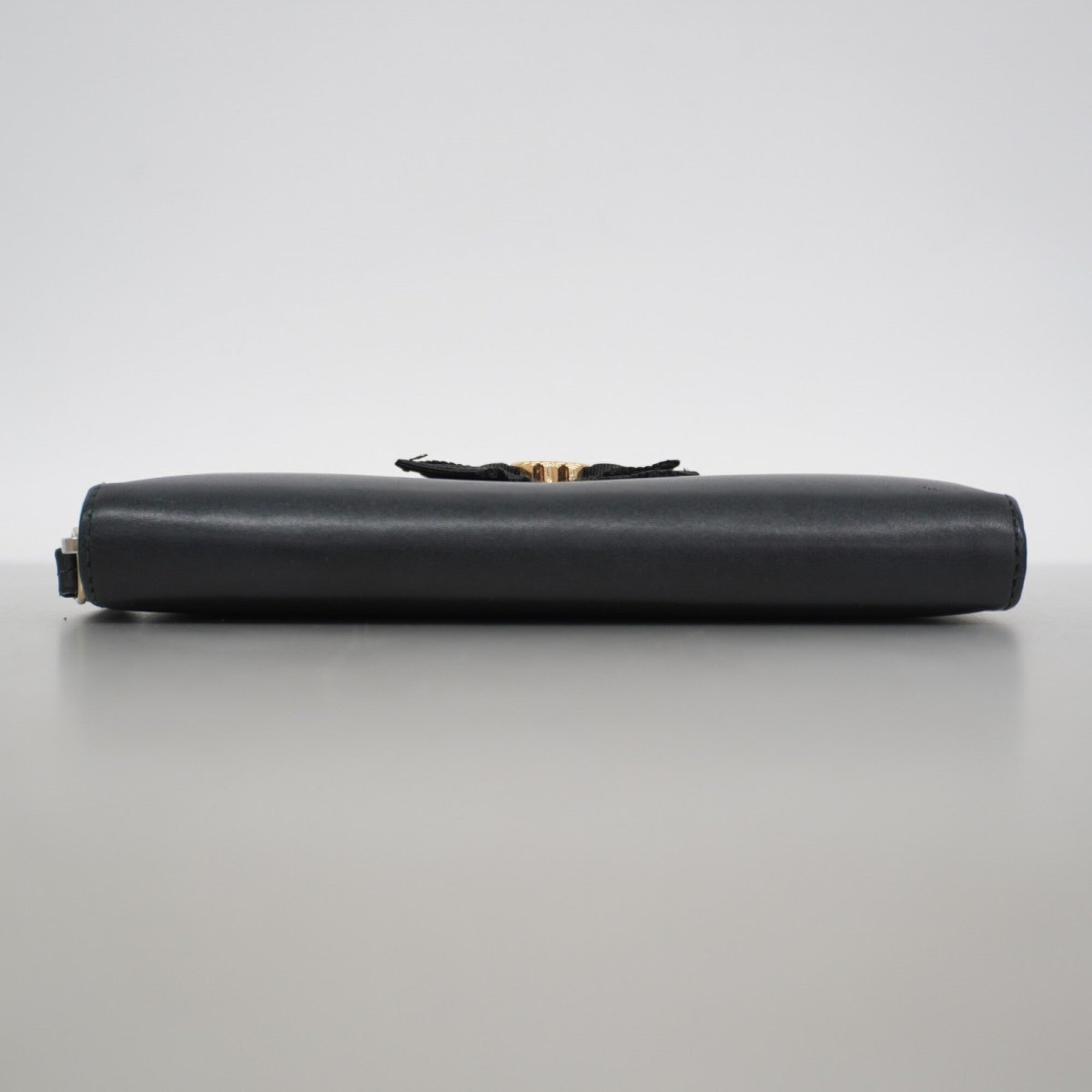 Gucci Black Leather Long Wallet (Bi-Fold) (Pre-Owned)