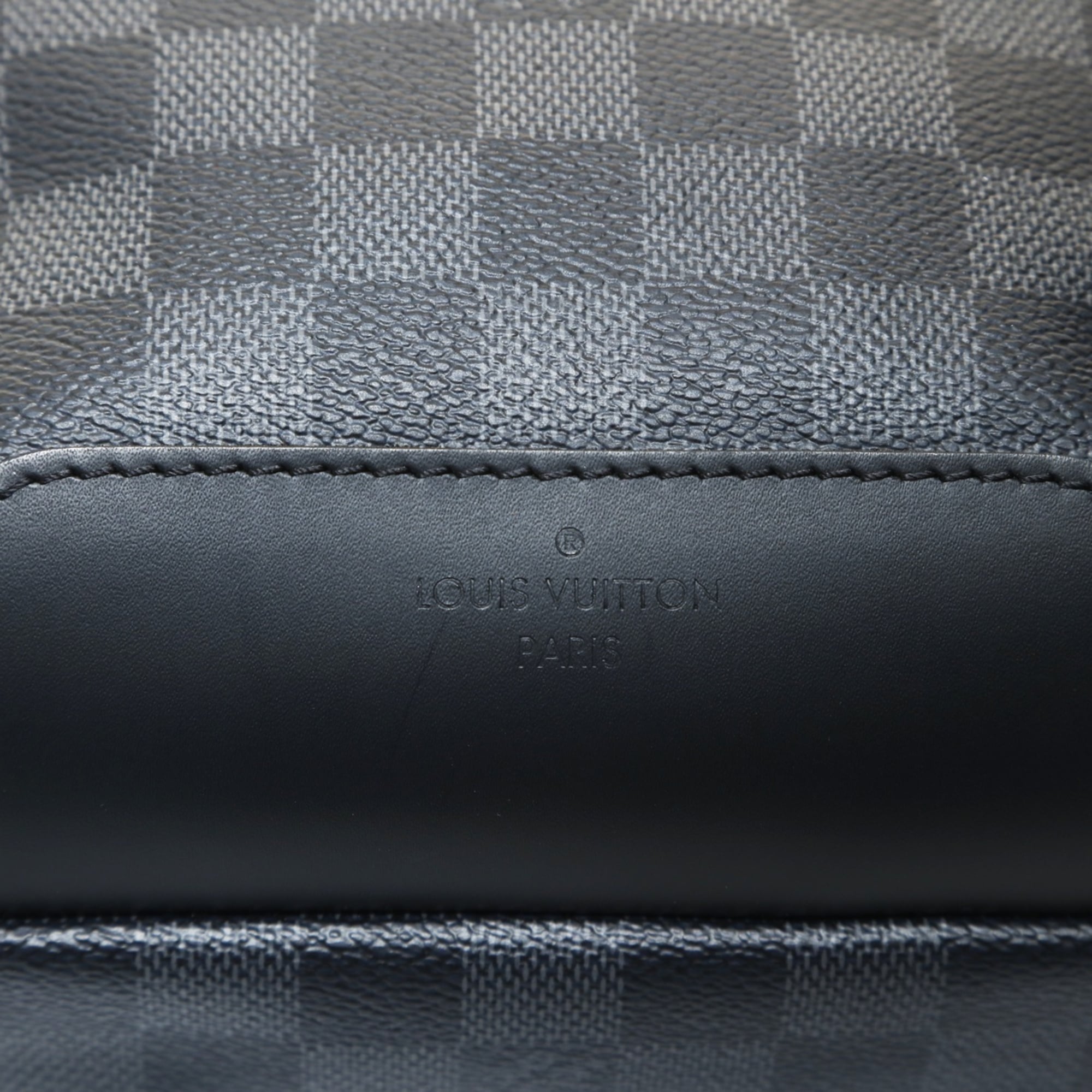 Louis Vuitton Damier Graphite Black Damier Graphite Shoulder Bag (Pre-Owned)