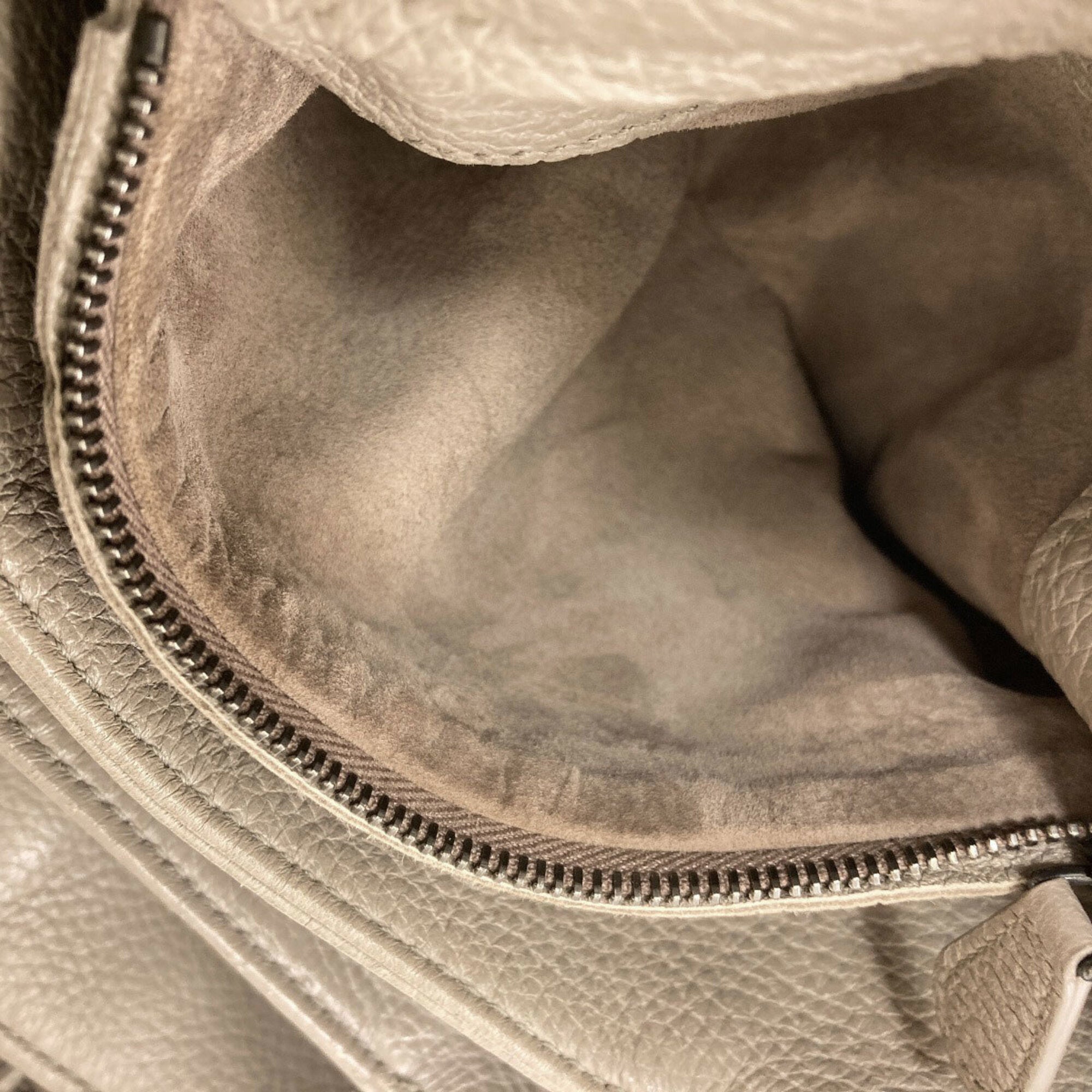 Bottega Veneta Gray Leather Handbag (Pre-Owned)