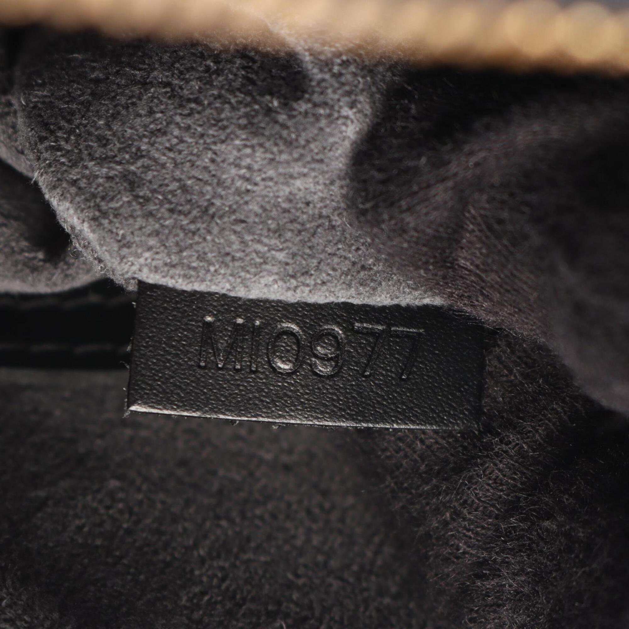 Louis Vuitton Black Noir Epi Leather Handbag (Pre-Owned)