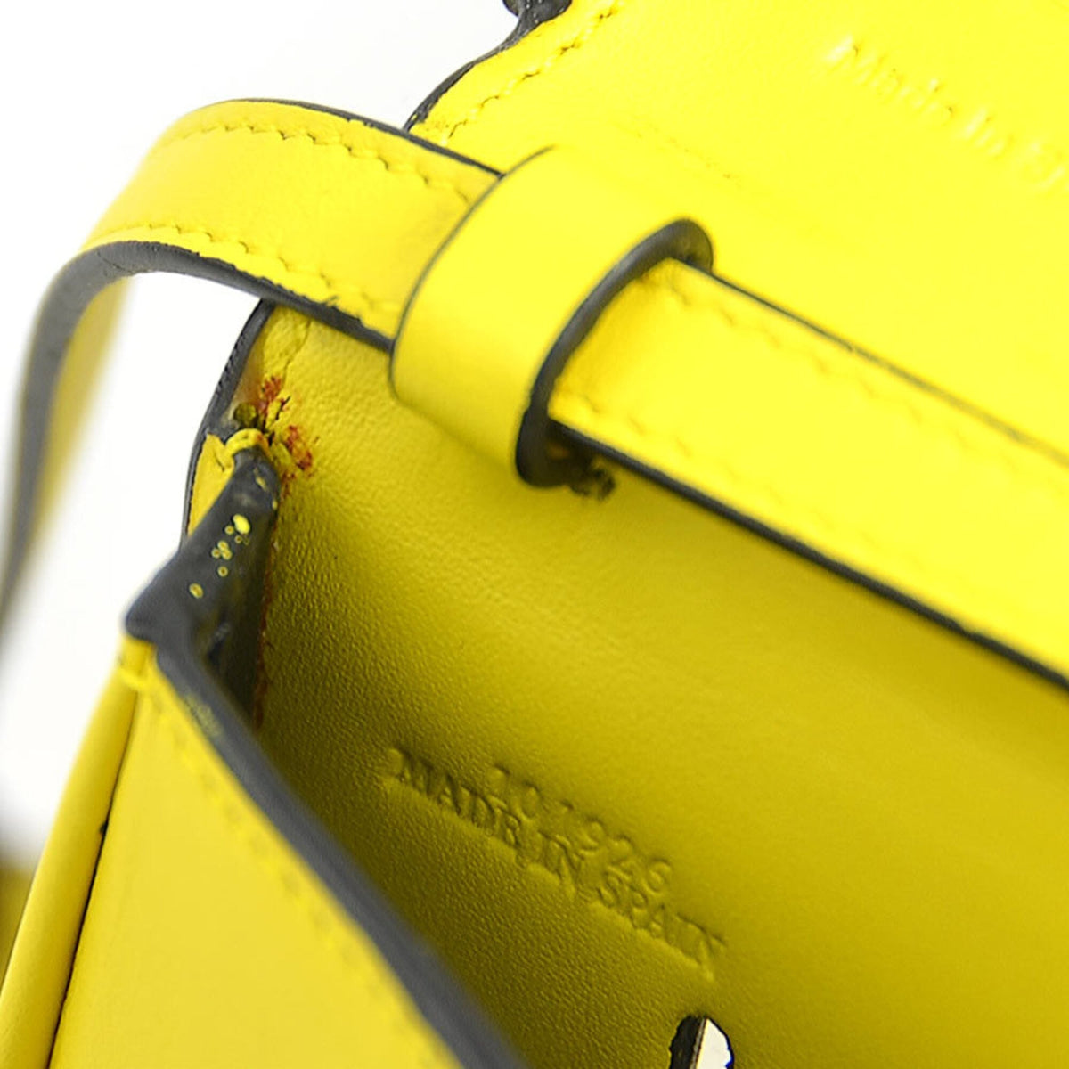 Loewe Yellow Leather Pouch Shoulder Bag (Pre-Owned)