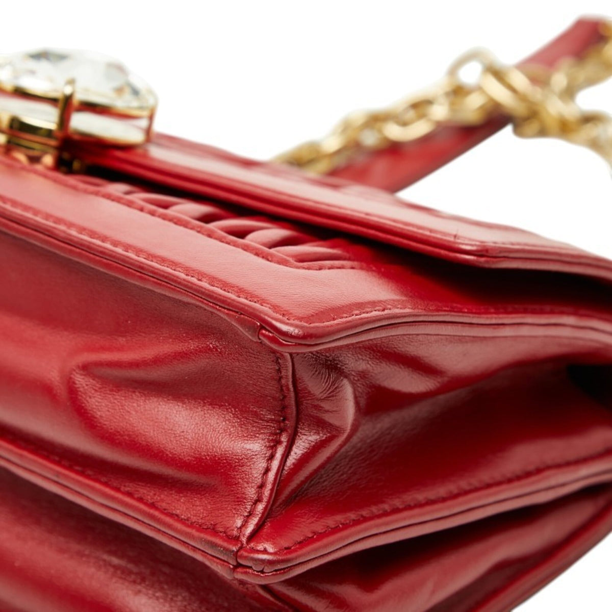 Miu Miu Matelasse Red Color Leather Shoulder Bag (Pre-Owned)