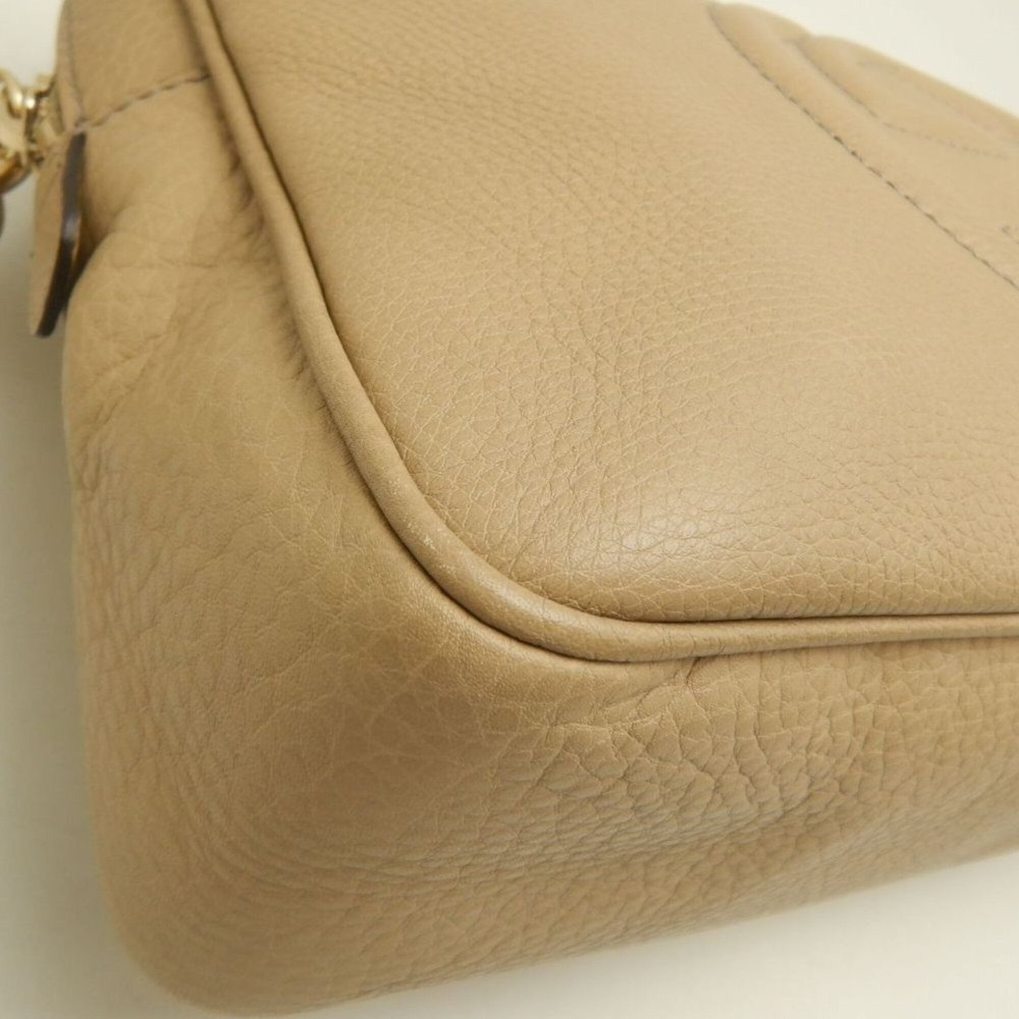 Gucci Soho Beige Leather Shoulder Bag (Pre-Owned)