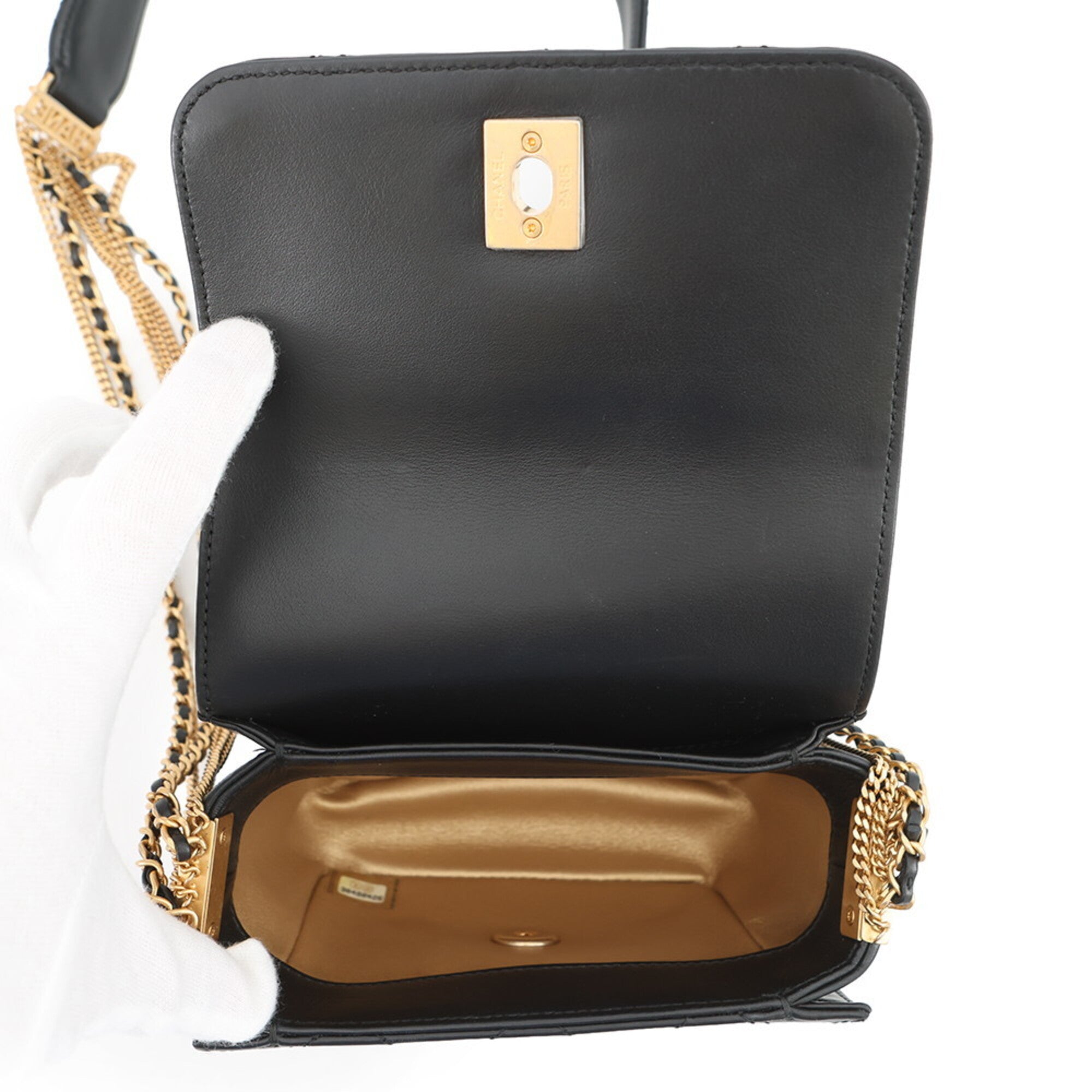 Chanel Black Leather Handbag Shoulder Bag (Pre-Owned)
