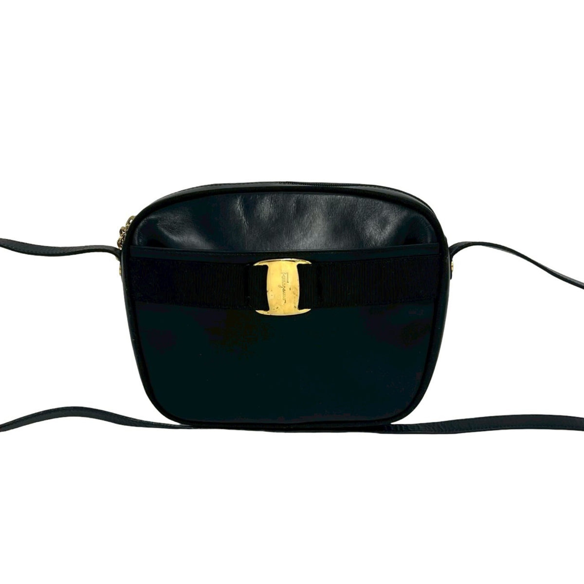 Salvatore Ferragamo Black Leather Shoulder Bag (Pre-Owned)
